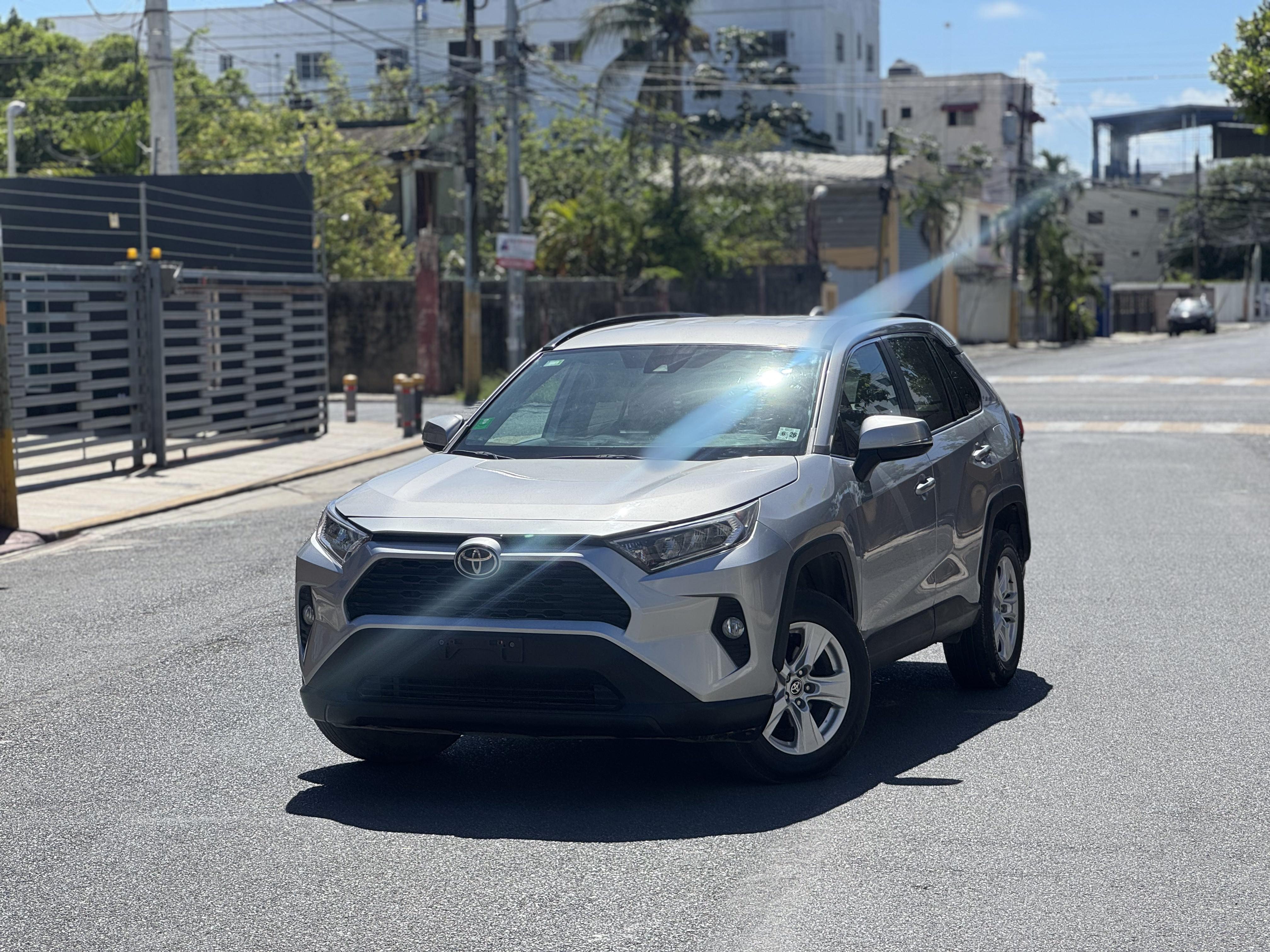 Toyota RAV4 XLE 2021 Foto 7311442-2.jpg