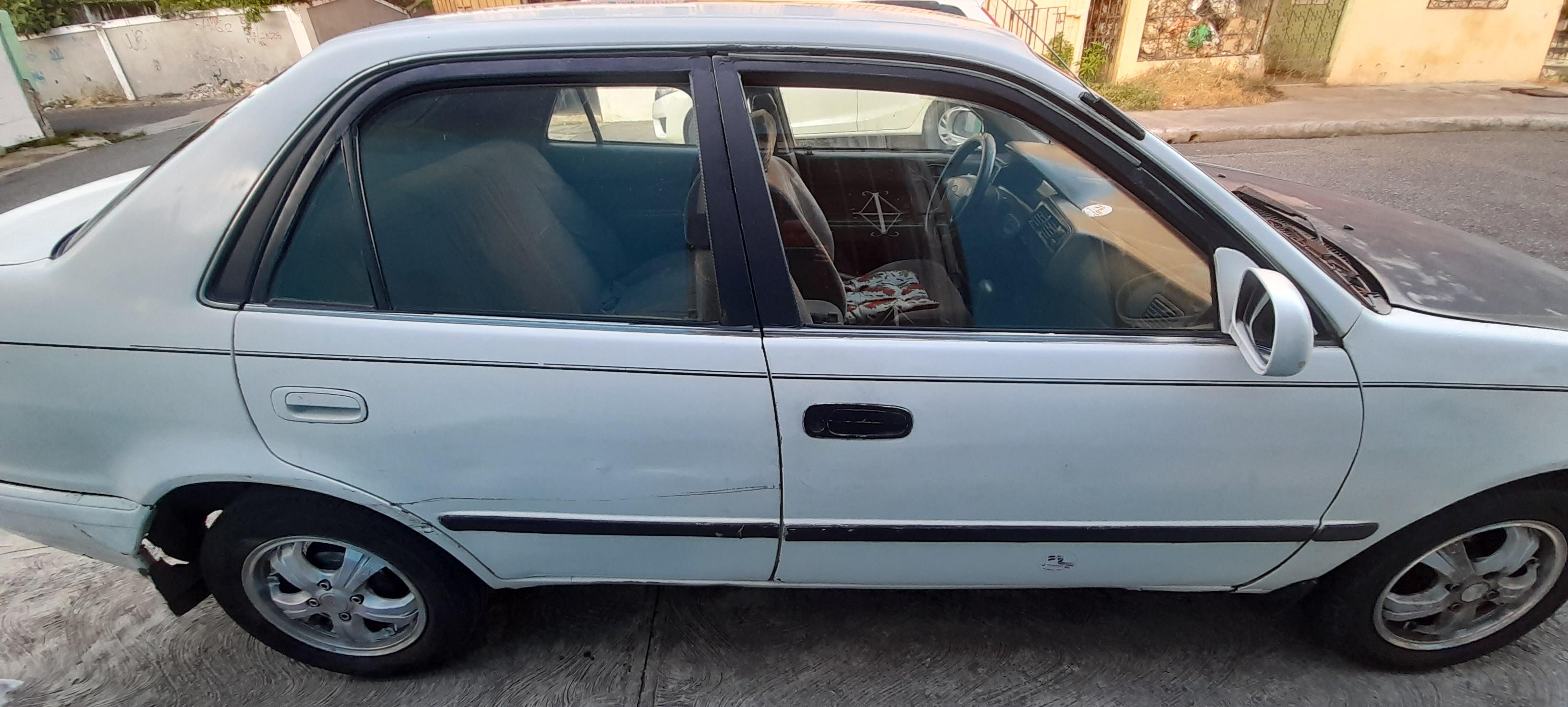 TOYOTA COROLLA SALOON 1997 Foto 7311485-11.jpg