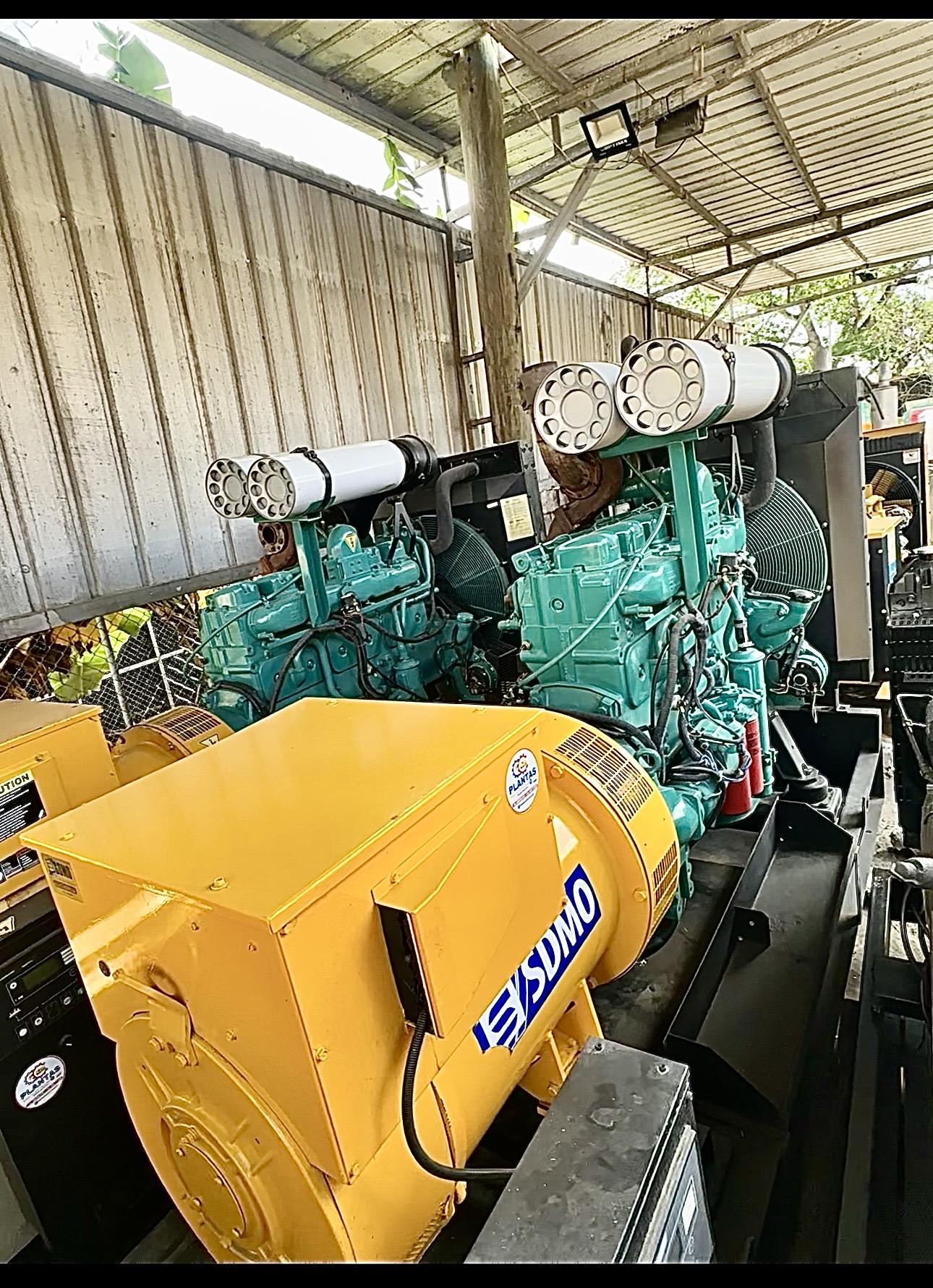 2 PLANTAS ELÉCTRICAS SDMO VOLVO TENTA DE 200 KVA DISPONIBLE  Foto 7311565-3.jpg