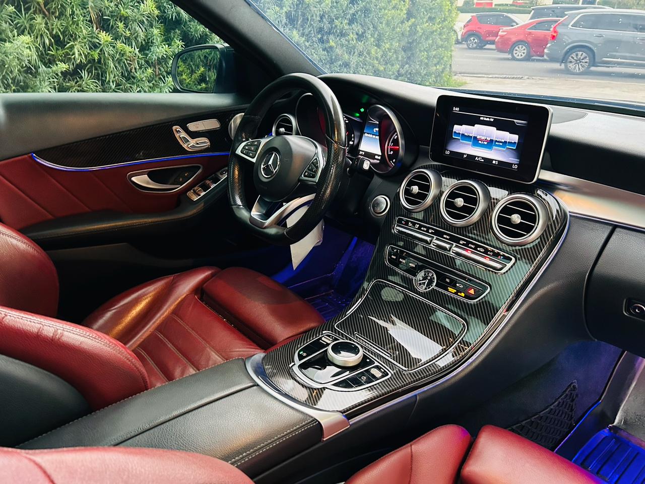 Mercedes Benz C300 2018 AMG Foto 7311567-3.jpg
