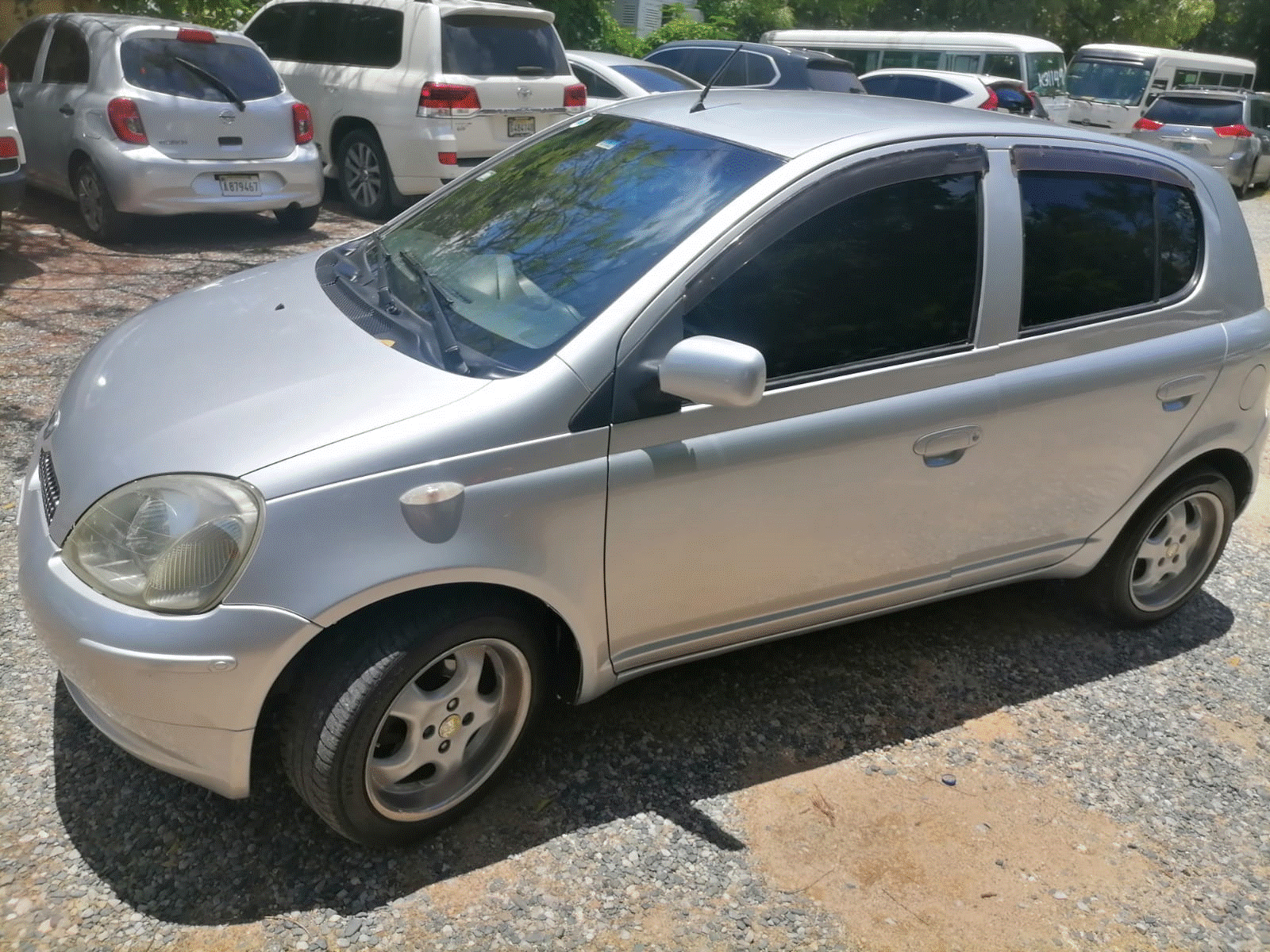 VENDO TOYOTA VITZ EN EXCELENTES CONDICIONES!! Foto 7311642-7.jpg