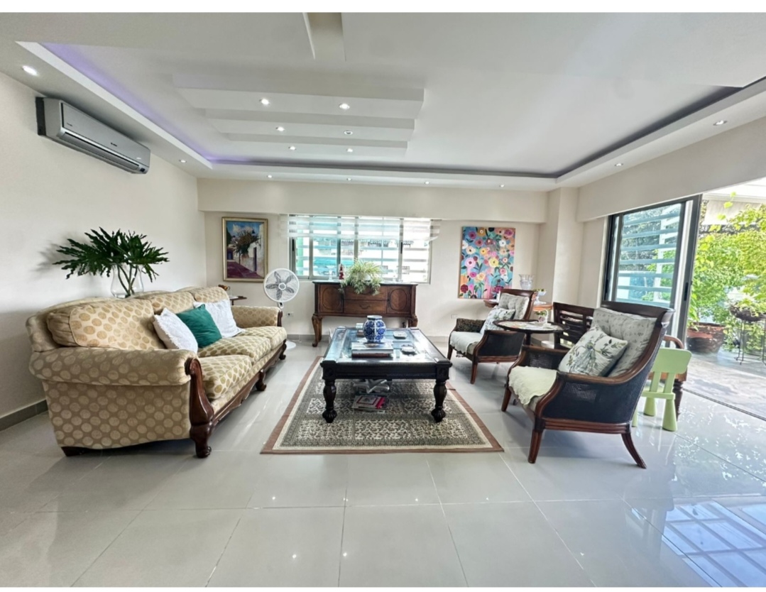 Apartamento en Venta en Evaristo Morales  236.80 m de Amplitud y Confo Foto 7311649-4.jpg