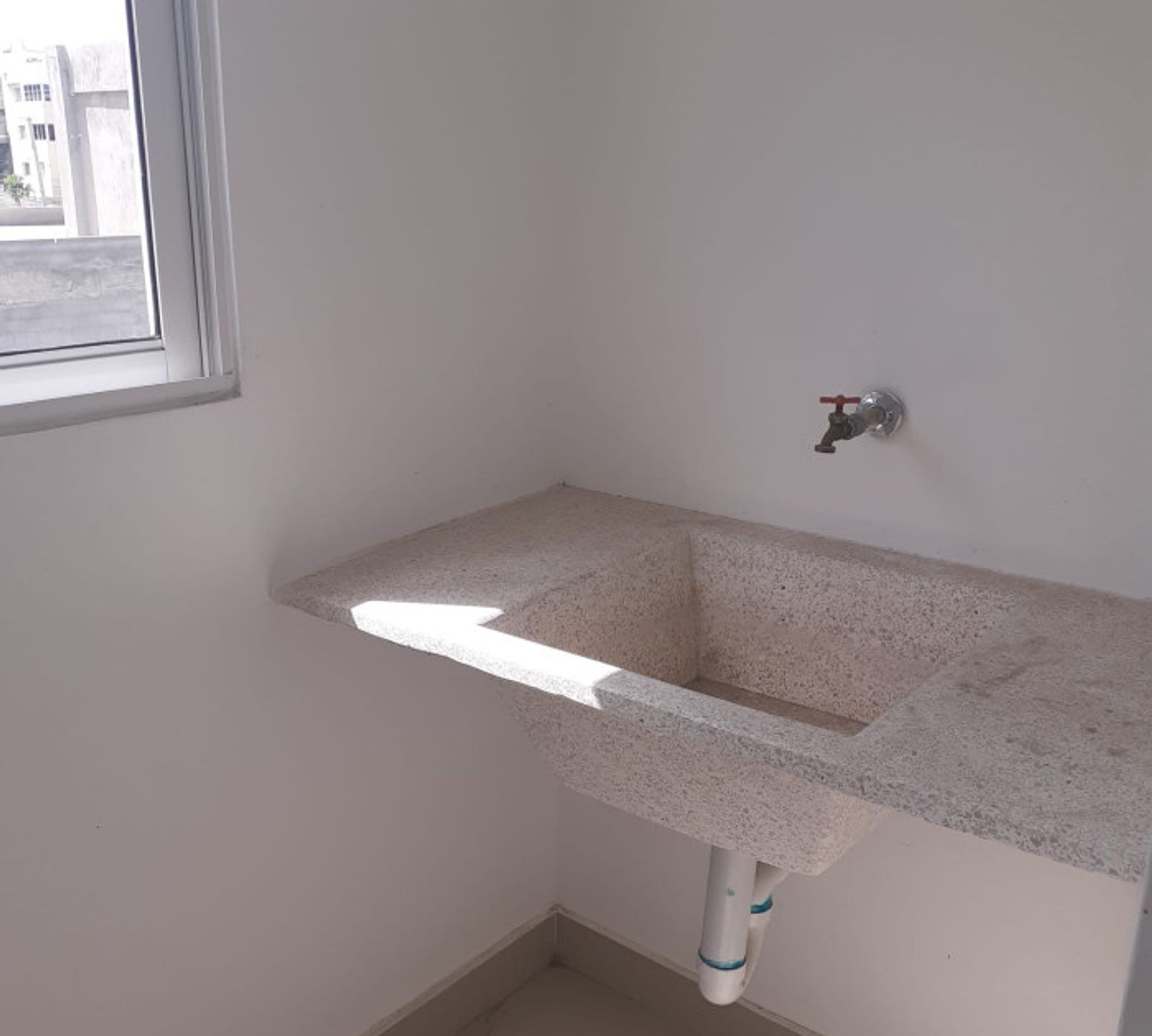 ???? APARTAMENTO EN VENTA Y ALQUILER CON AZOTEA PRIVADA EN CERRO ALTO Foto 7311653-10.jpg