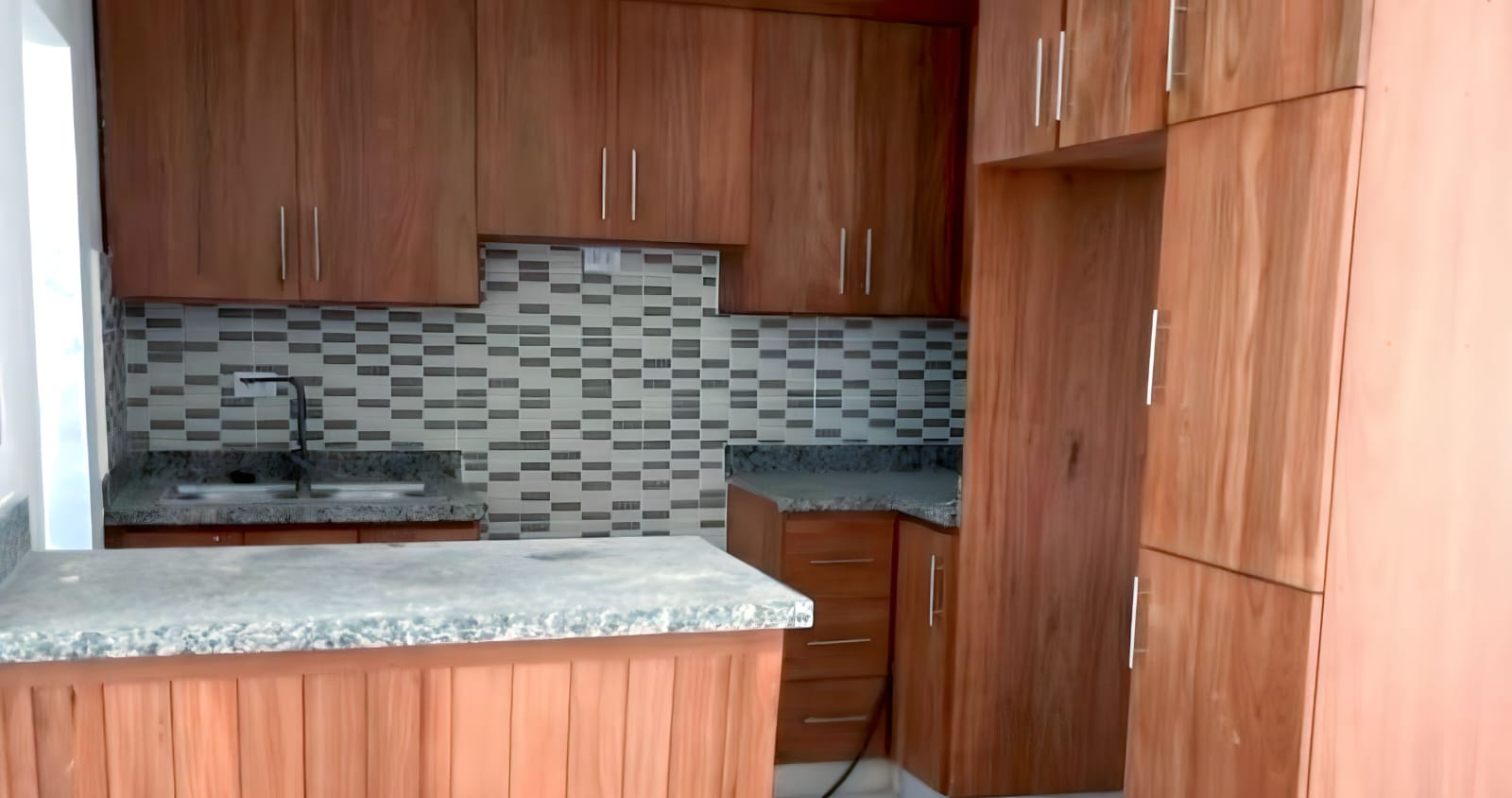 ???? APARTAMENTO EN VENTA Y ALQUILER CON AZOTEA PRIVADA EN CERRO ALTO Foto 7311653-6.jpg
