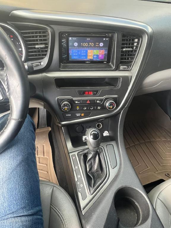 por motivo de viaje vendo kia optima 2014 oportunidad. version america Foto 7311707-4.jpg
