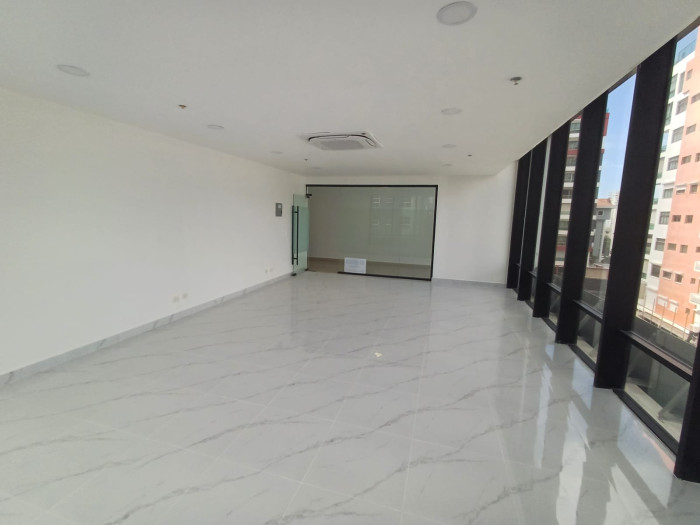 Nave Industrial en Alquiler  Complejo Cerrado – Honduras Av. Independe Foto 7311710-1.jpg