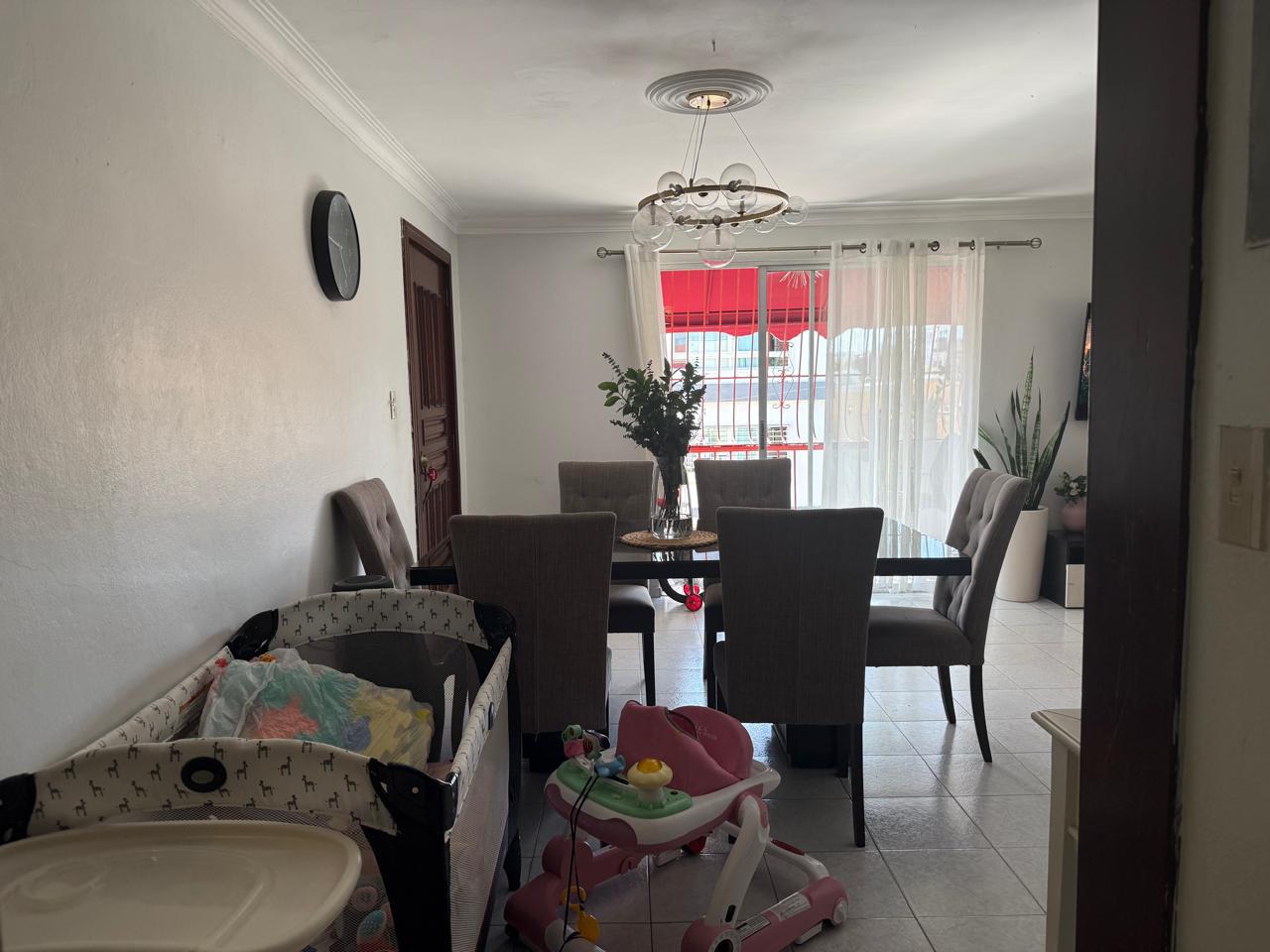 Apartamento en Venta El Cacique  Amplio y clásico  Escalera de emergen Foto 7311755-3.jpg