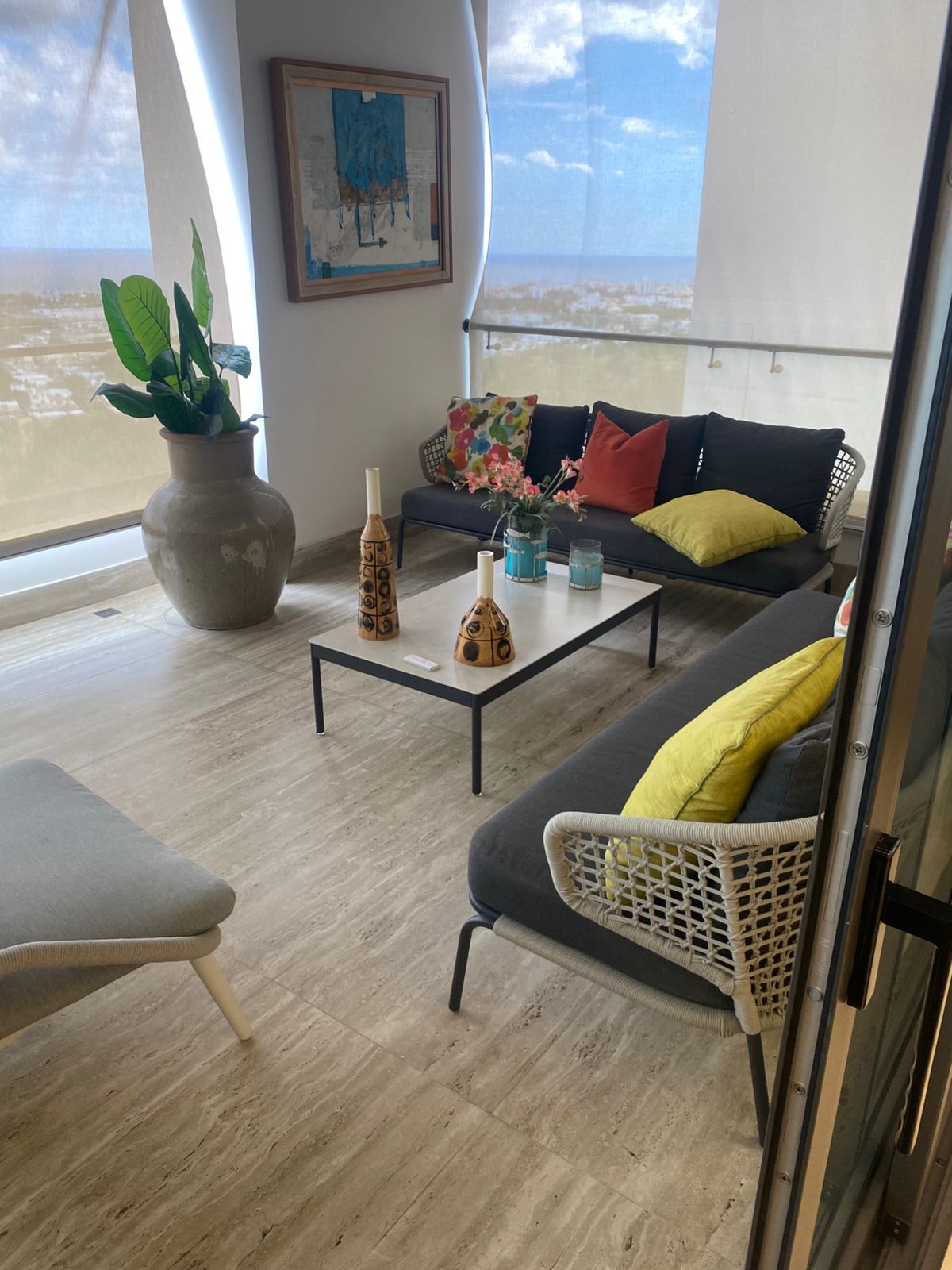 Exclusiva Torre de Lujo en Av. Anacaona  Foto 7311916-8.jpg