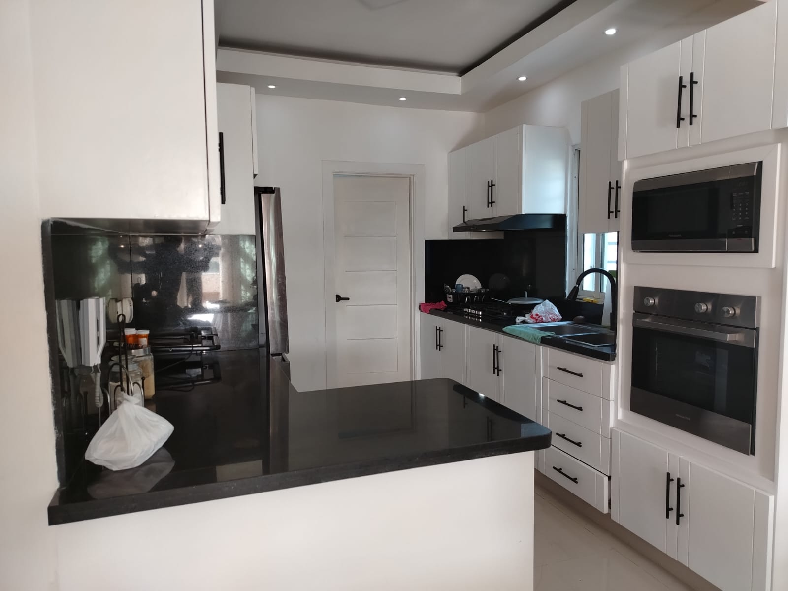 Hermoso Apartamento con Terraza en Corales del Sur  Foto 7311959-2.jpg