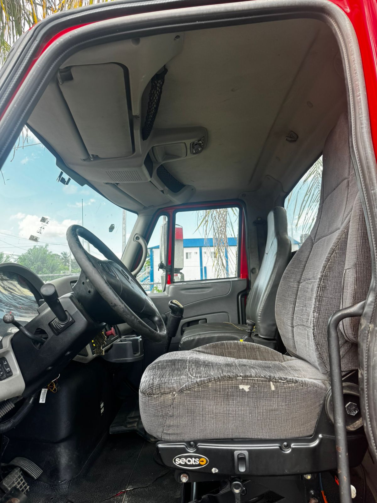 CAMIÓN VOLTEO INTERNATIONAL 2010  en La Vega Foto 7311988-6.jpg