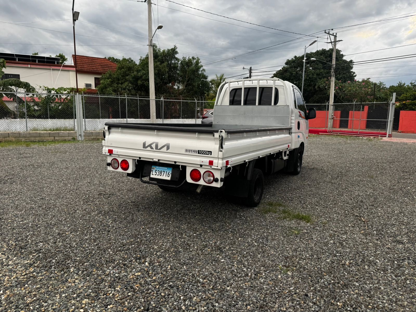 Camión Kia Bongo III en La Vega Foto 7311992-2.jpg