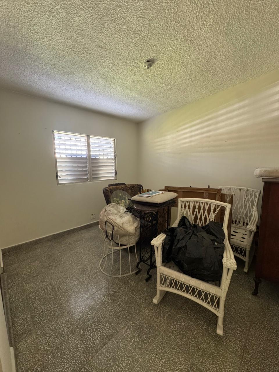 Casa en Alquiler con Potencial Comercial en Los Prados Distrito Nacion Foto 7311996-7.jpg