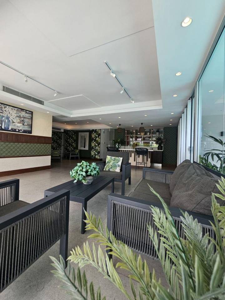Asombroso Apartamento en Venta en Piantini Foto 7312012-3.jpg
