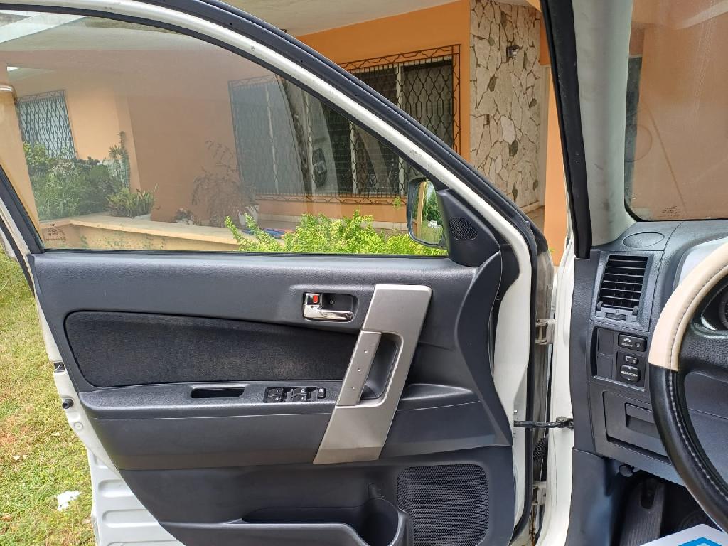 Daihatsu Terios Long 3 Filas de Asientos Foto 7312015-1.jpg