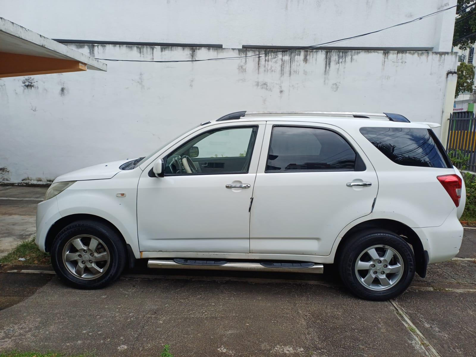 Daihatsu Terios Long 3 Filas de Asientos Foto 7312015-7.jpg