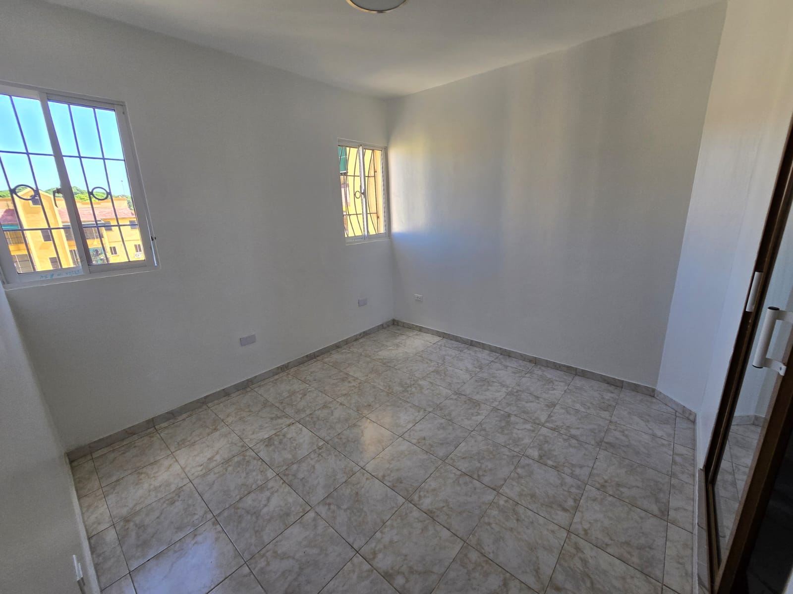 Apartamento en la Jacobo Majluta 4to piso No terraza   Foto 7312020-15.jpg