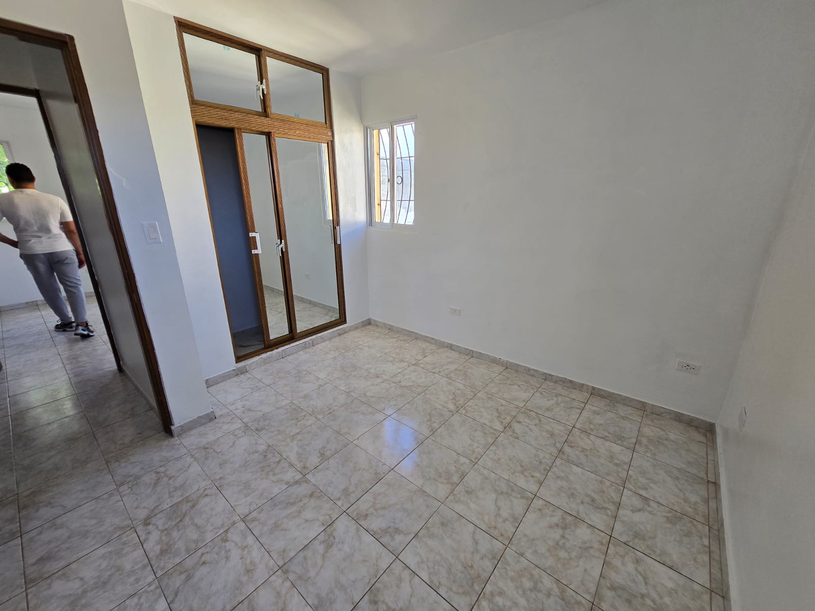 Apartamento en la Jacobo Majluta 4to piso No terraza   Foto 7312020-2.jpg