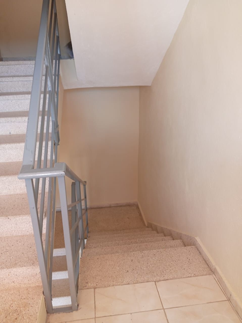 Apartamento Alameda Santo Domingo Oeste.   4to piso   3 habitaciones   Foto 7312068-2.jpg