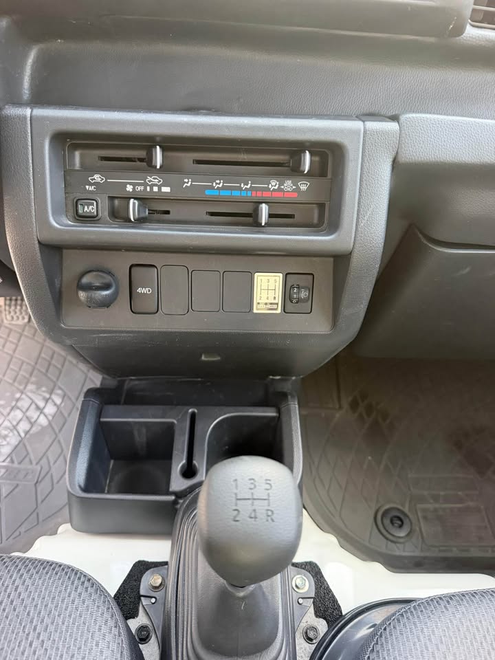 Daihatsu hijet 2021  4x4  mecanica  Recien importada  Excelente condic Foto 7312082-7.jpg