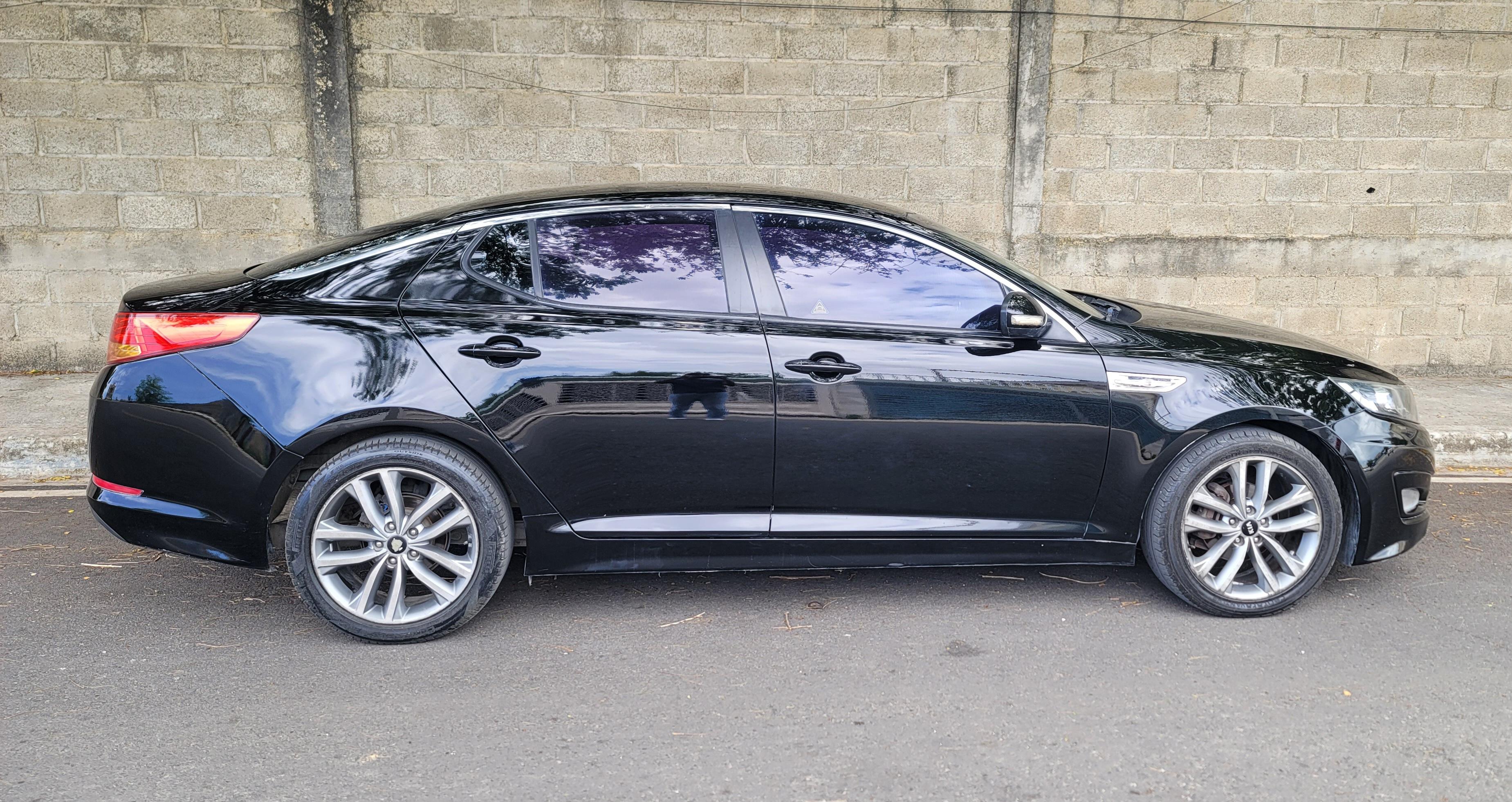 Kia k5 color negro 2013 Foto 7312088-2.jpg
