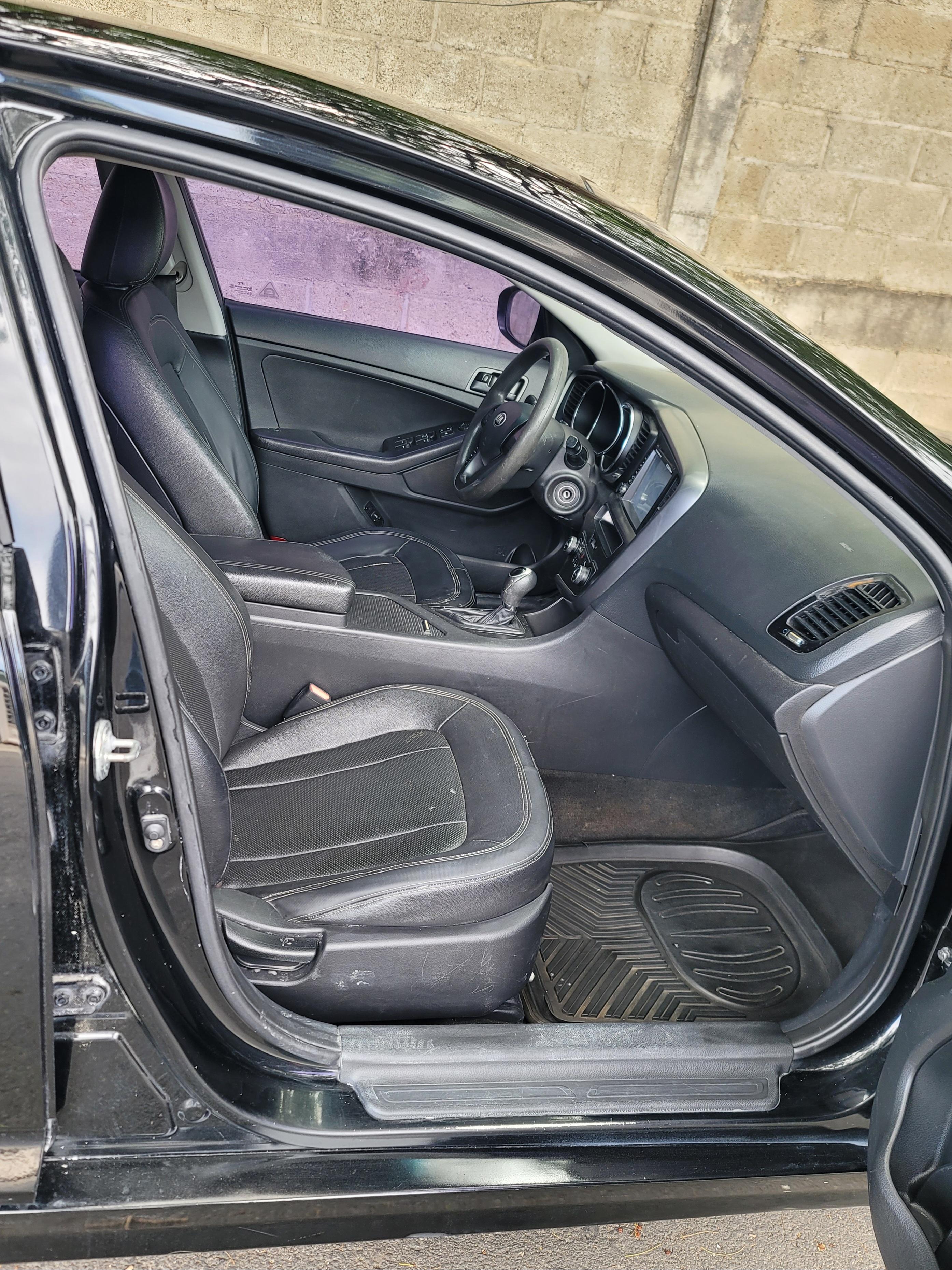 Kia k5 color negro 2013 Foto 7312088-5.jpg