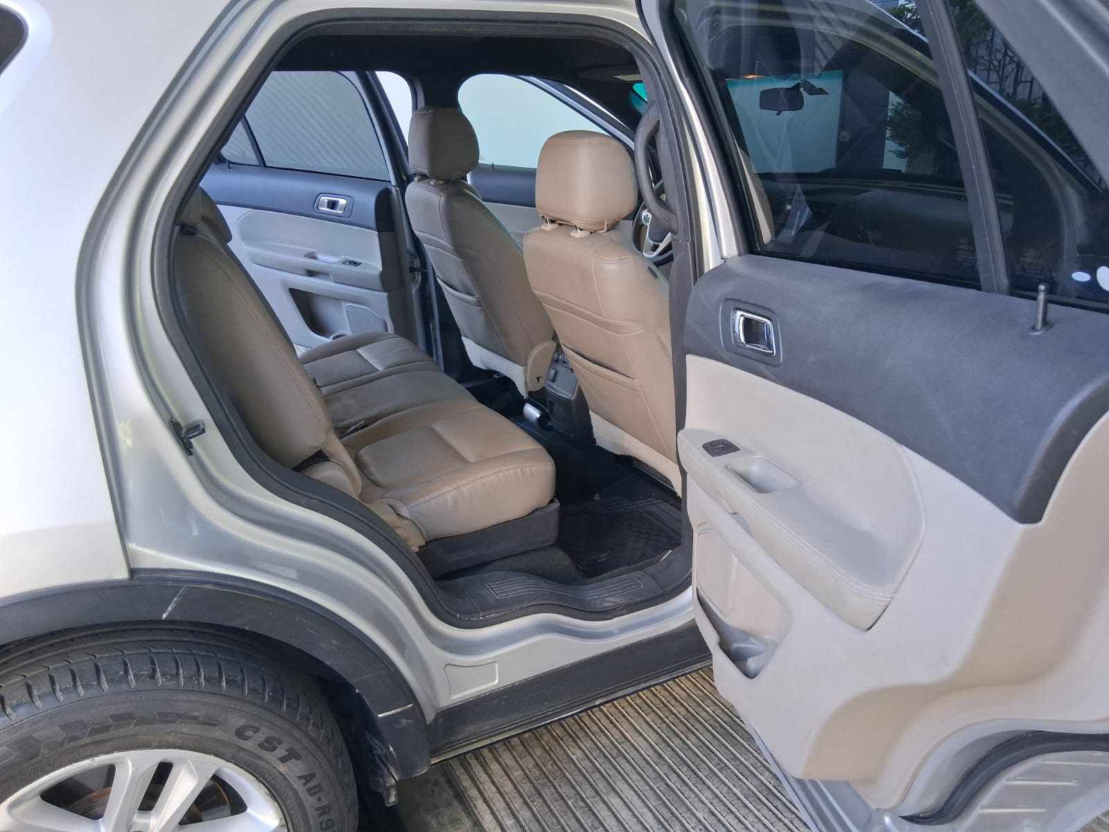 Ford Explorer XL 2013 Foto 7312120-5.jpg