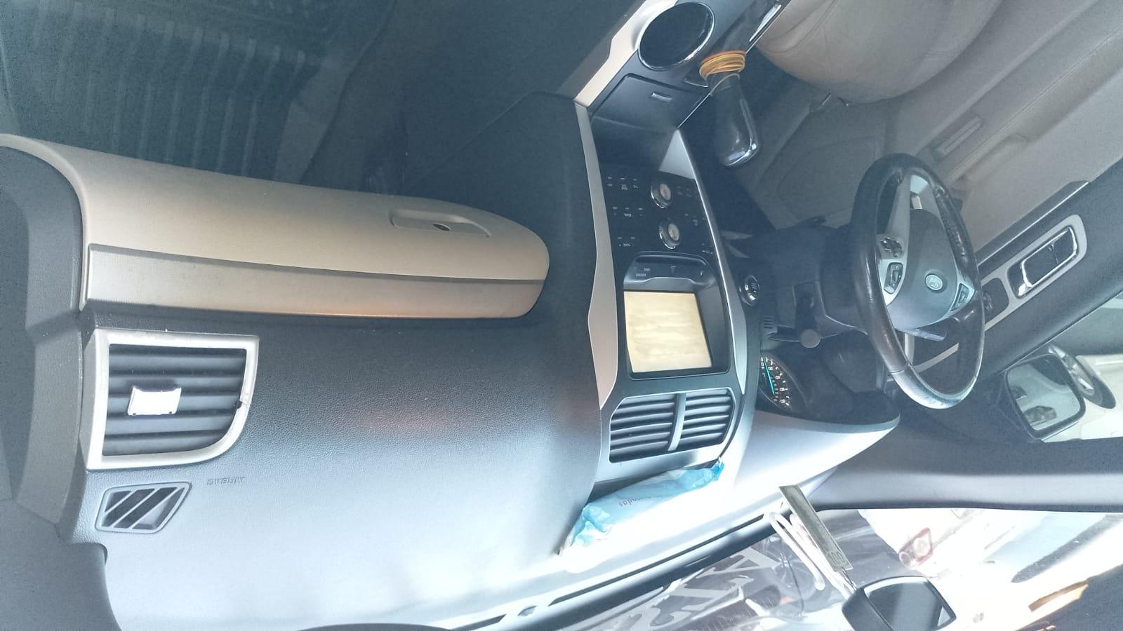 FORD EXPLORER XLT 2012 Foto 7312122-7.jpg