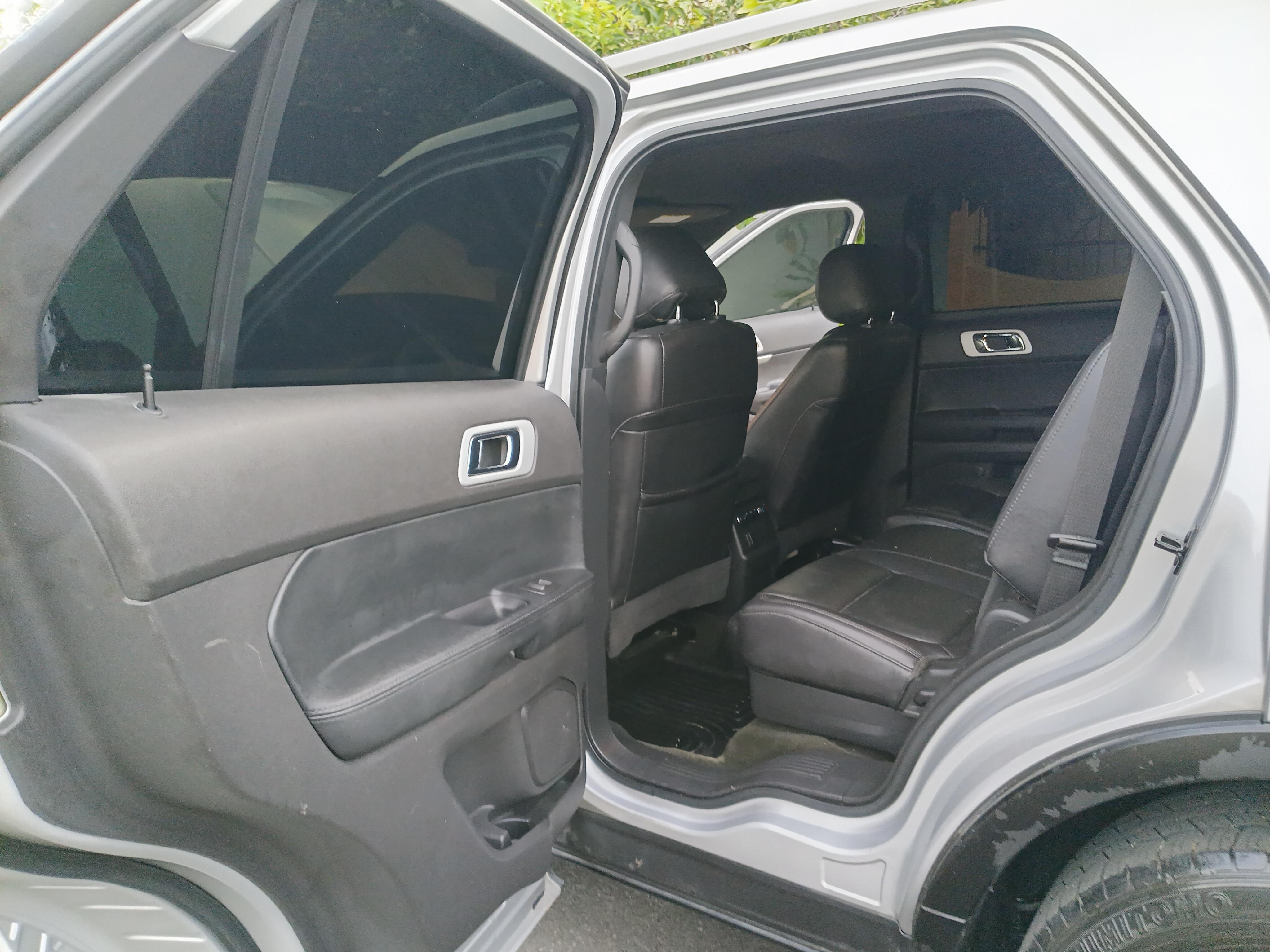 Ford Explorer XLT 3 Filas de Asientos 14  Foto 7312125-9.jpg