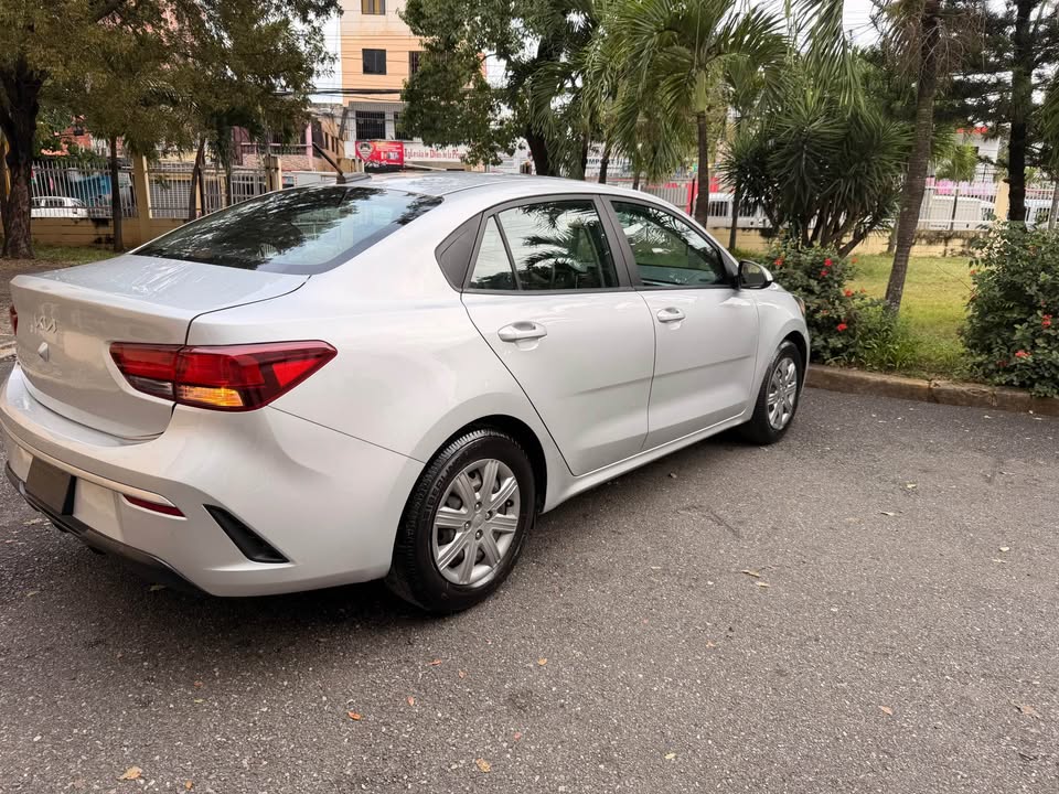 Kia rio S 2023  Clean carfax  pocas millas  Optimas condiciones impeca Foto 7312146-5.jpg