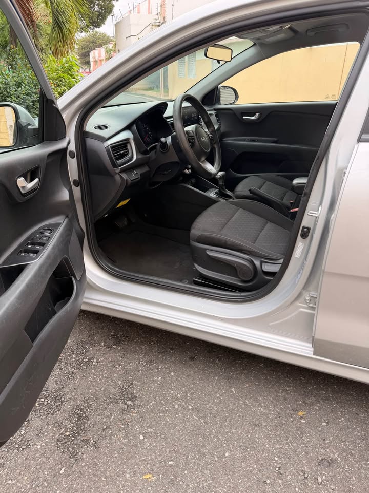 Kia rio S 2023  Clean carfax  pocas millas  Optimas condiciones impeca Foto 7312146-6.jpg