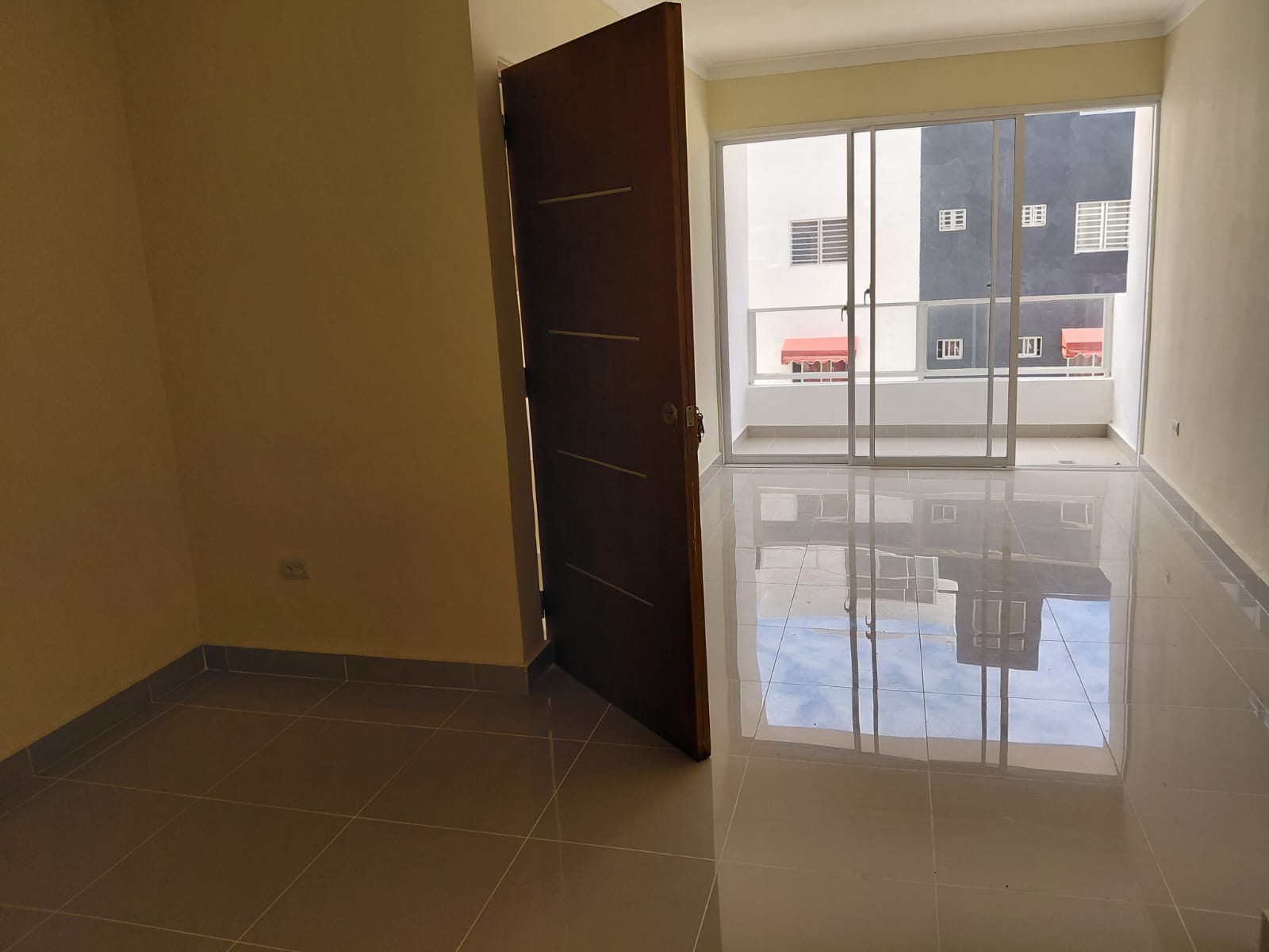 Apartamento en Prados Oriental Próximo a la Avenida Ecológica – RD4.67 Foto 7312290-4.jpg