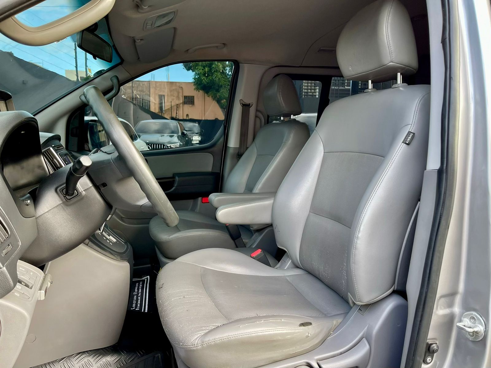 HYUNDAI GRAND STAREX 2017 en Santo Domingo Este Foto 7312494-6.jpg