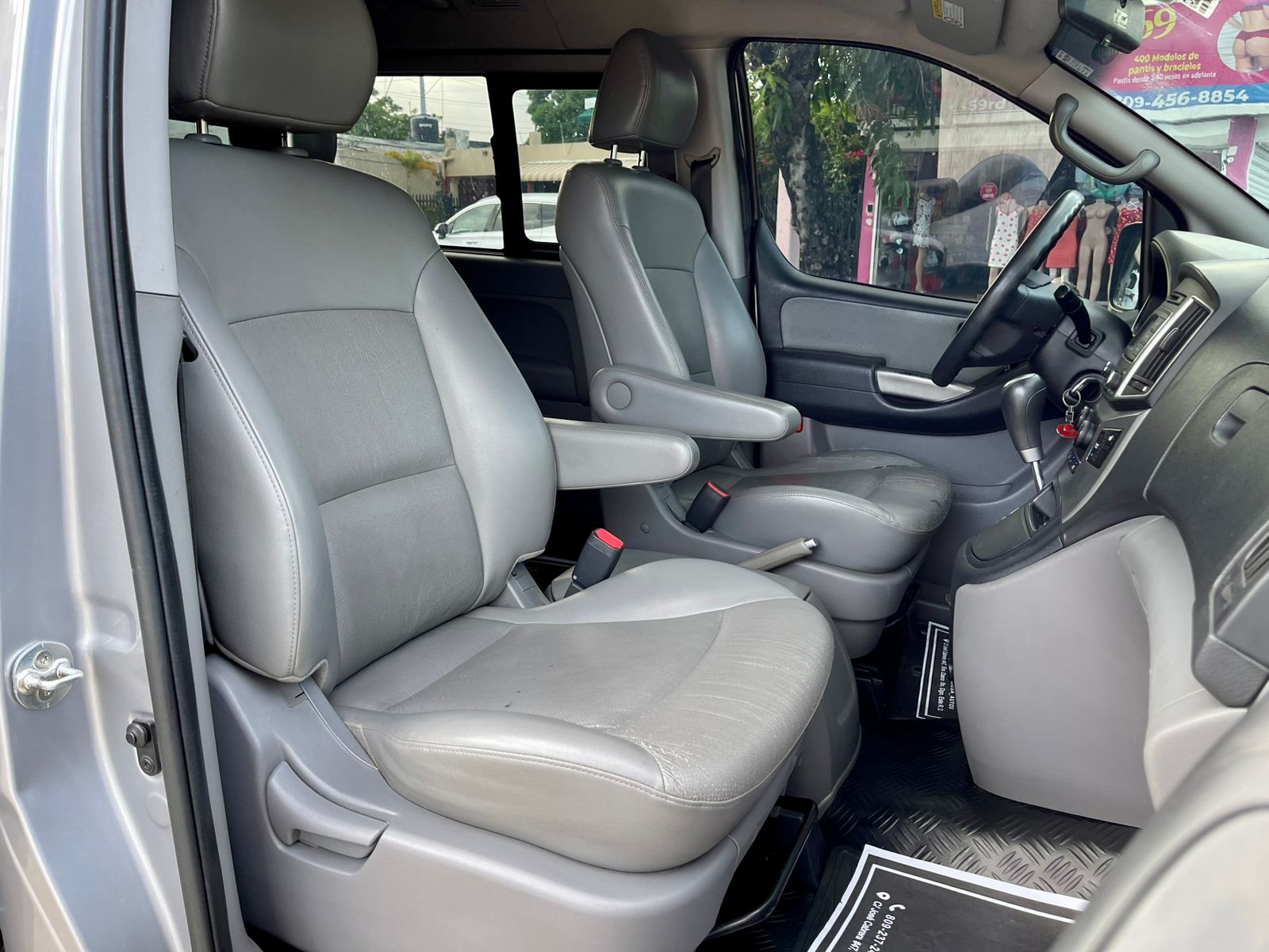 HYUNDAI GRAND STAREX 2017 en Santo Domingo Este Foto 7312494-8.jpg