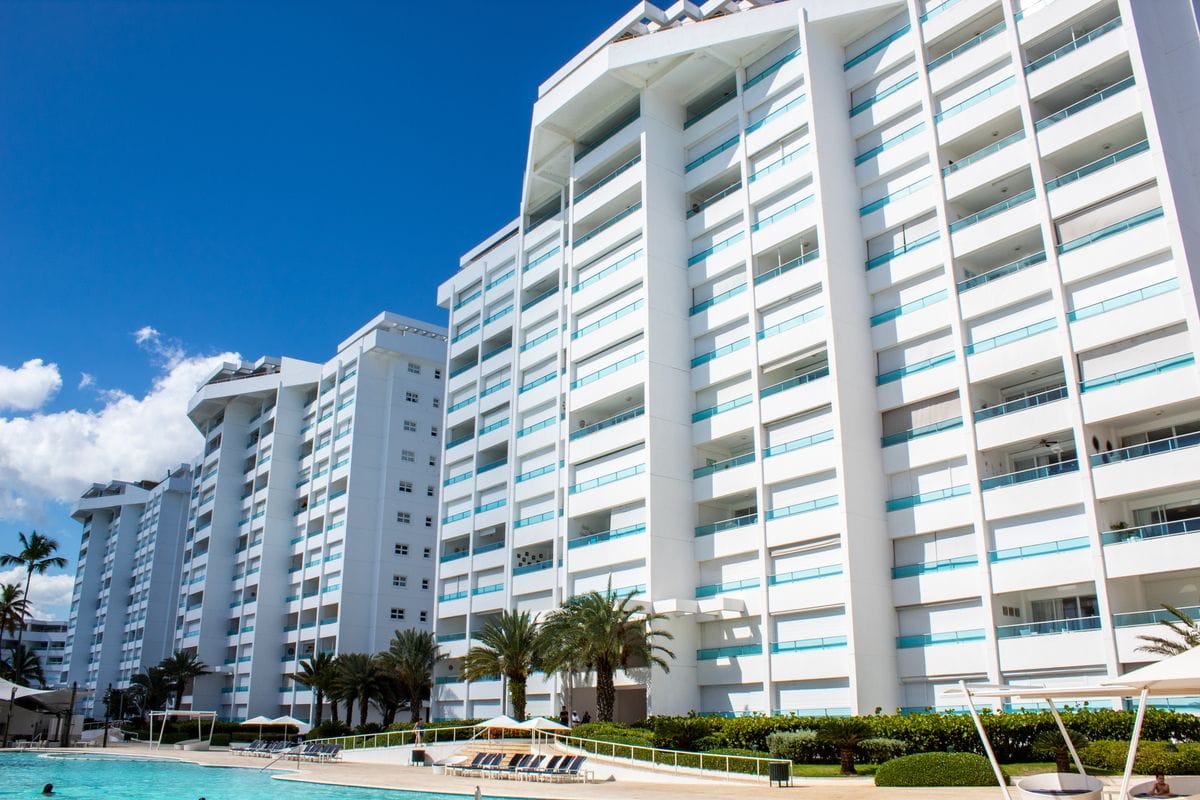 Vendo lujoso apartamento ubicado en Marbella Juan Dolió Foto 7312498-1.jpg