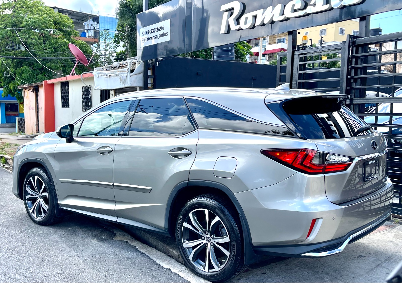 LEXUS RX-350 2020  en Santo Domingo Este Foto 7312505-5.jpg