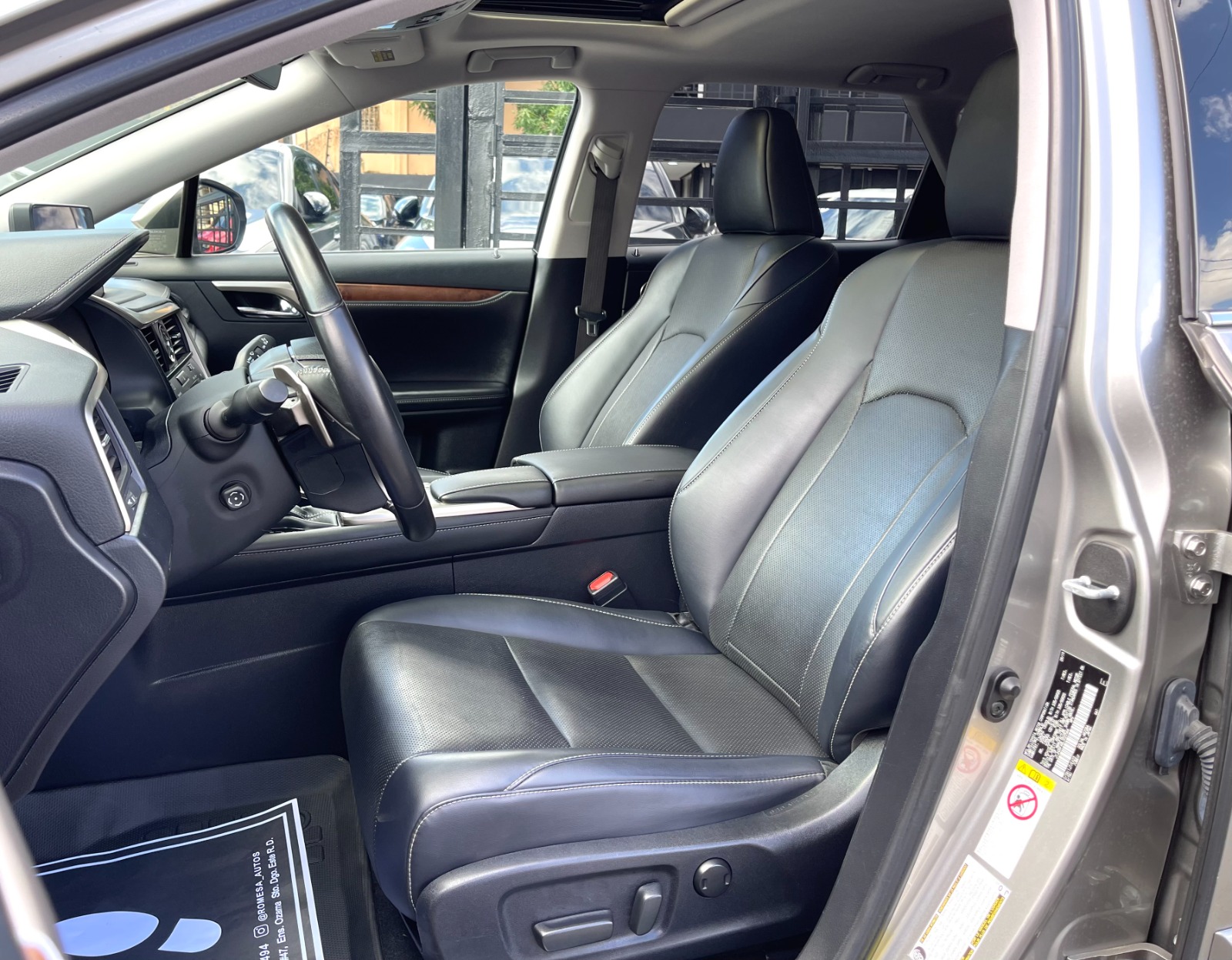 LEXUS RX-350 2020  en Santo Domingo Este Foto 7312505-6.jpg
