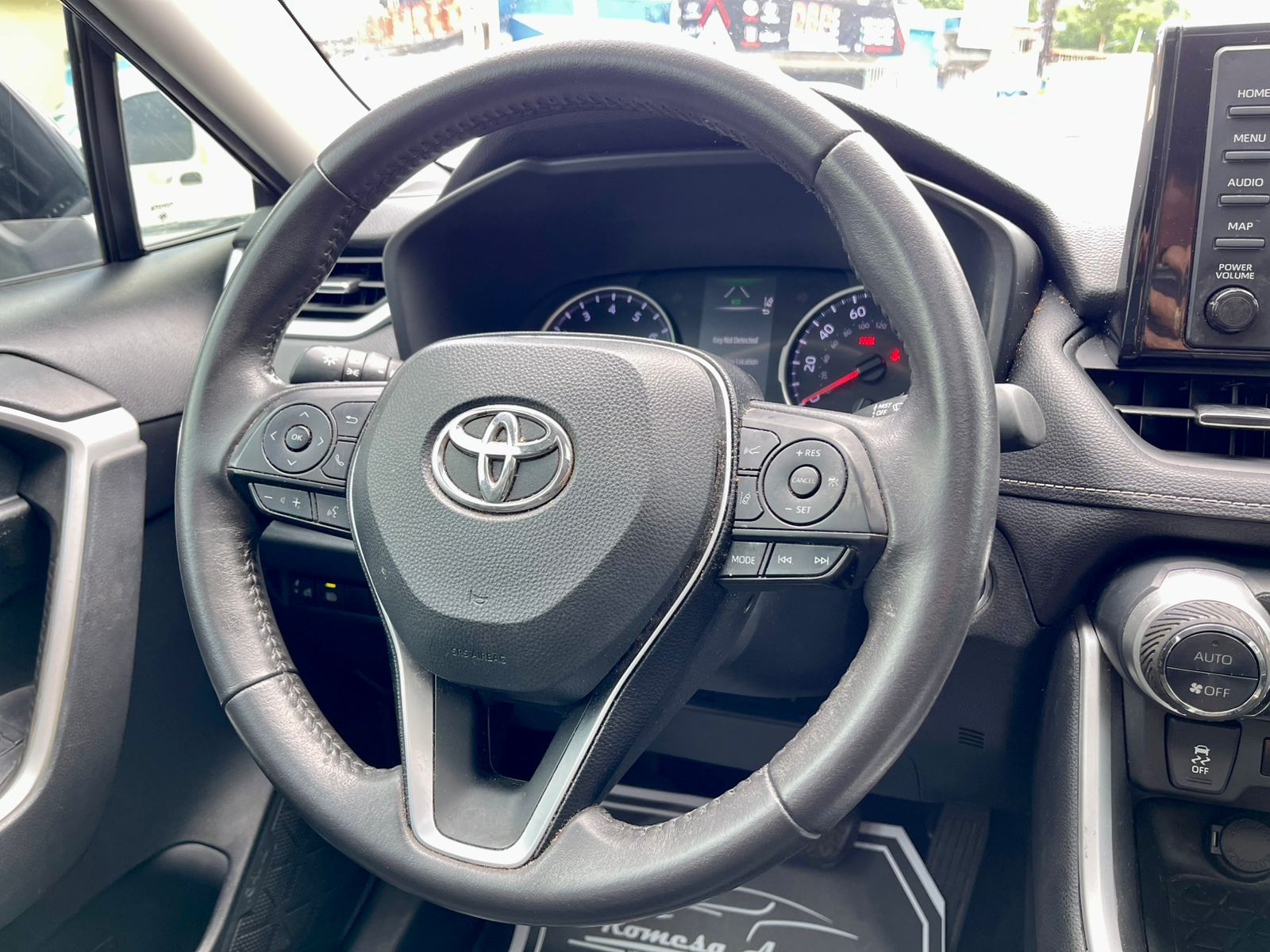 TOYOTA RAV4 XLE PREMIUM 2021 en Santo Domingo Este Foto 7312508-8.jpg