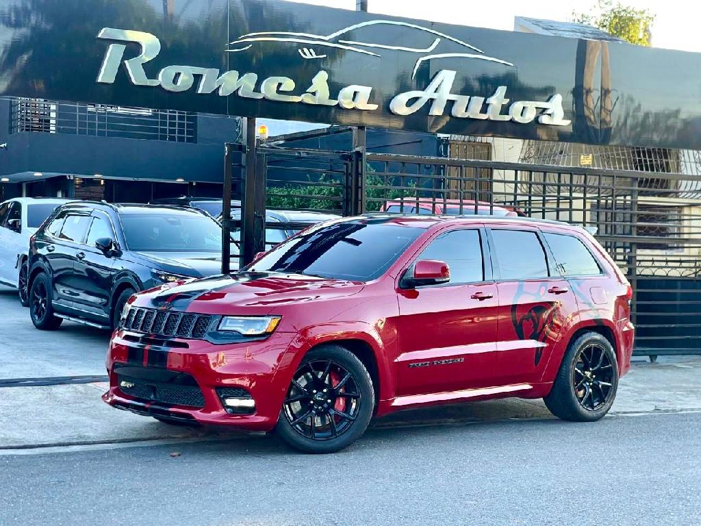 JEEP GRAND CHEROKEE SRT 2019 en Santo Domingo Este Foto 7312514-1.jpg