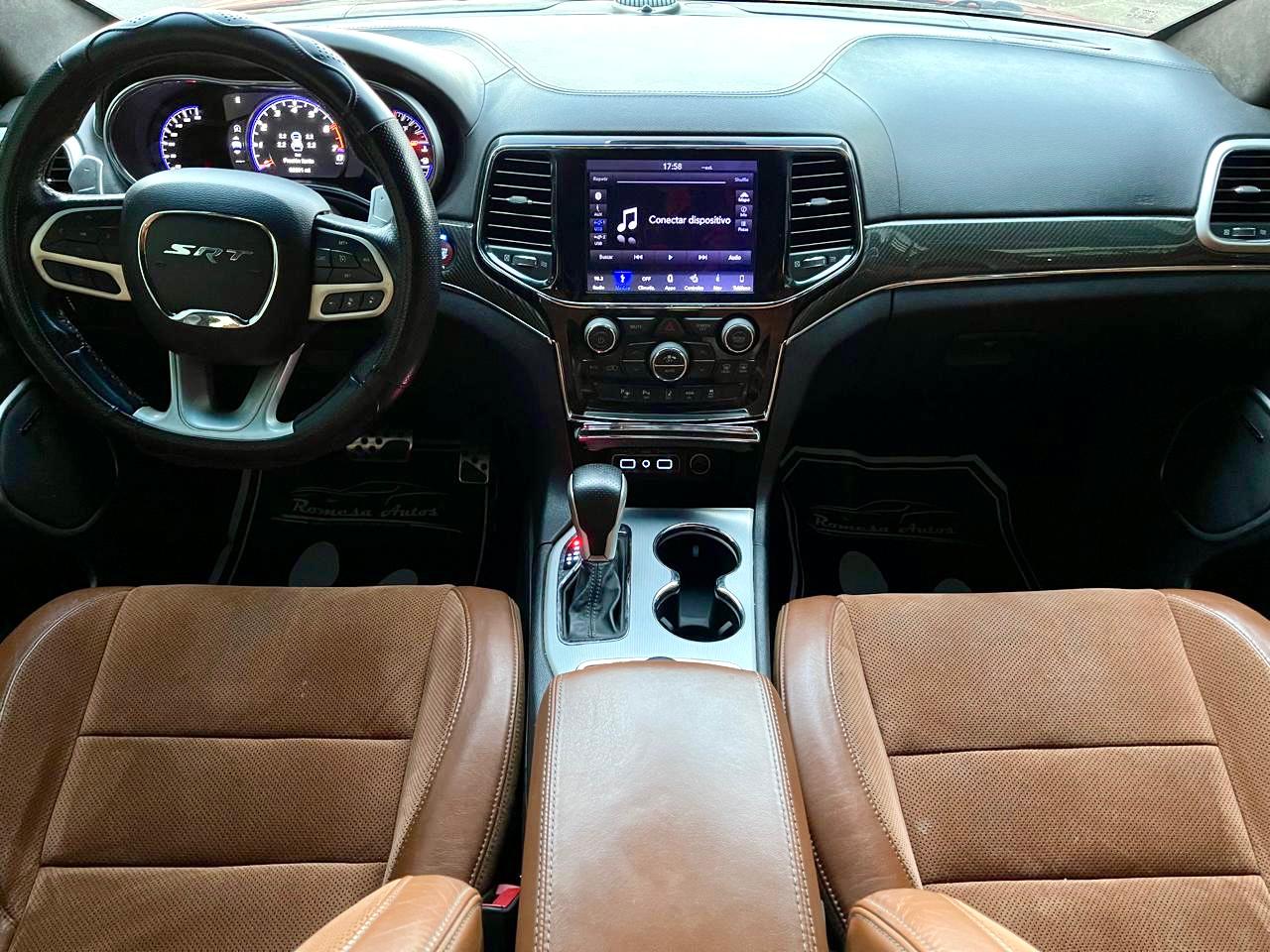 JEEP GRAND CHEROKEE SRT 2019 en Santo Domingo Este Foto 7312514-7.jpg