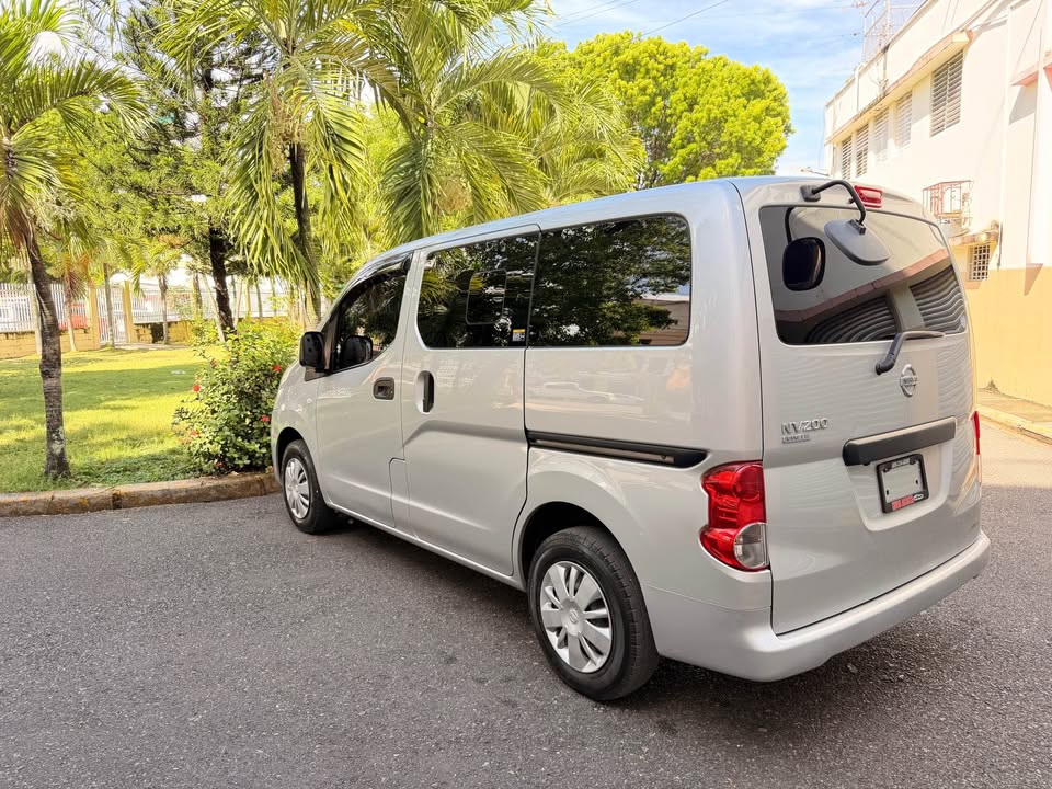 NISSAN NV 200 2019 Foto 7312516-4.jpg