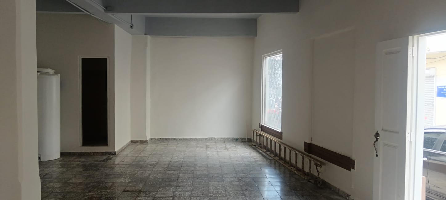 Local Primer Nivel de 47.80 m2 en Zona Colonial Cerca de la Sirena Ave Foto 7312623-2.jpg