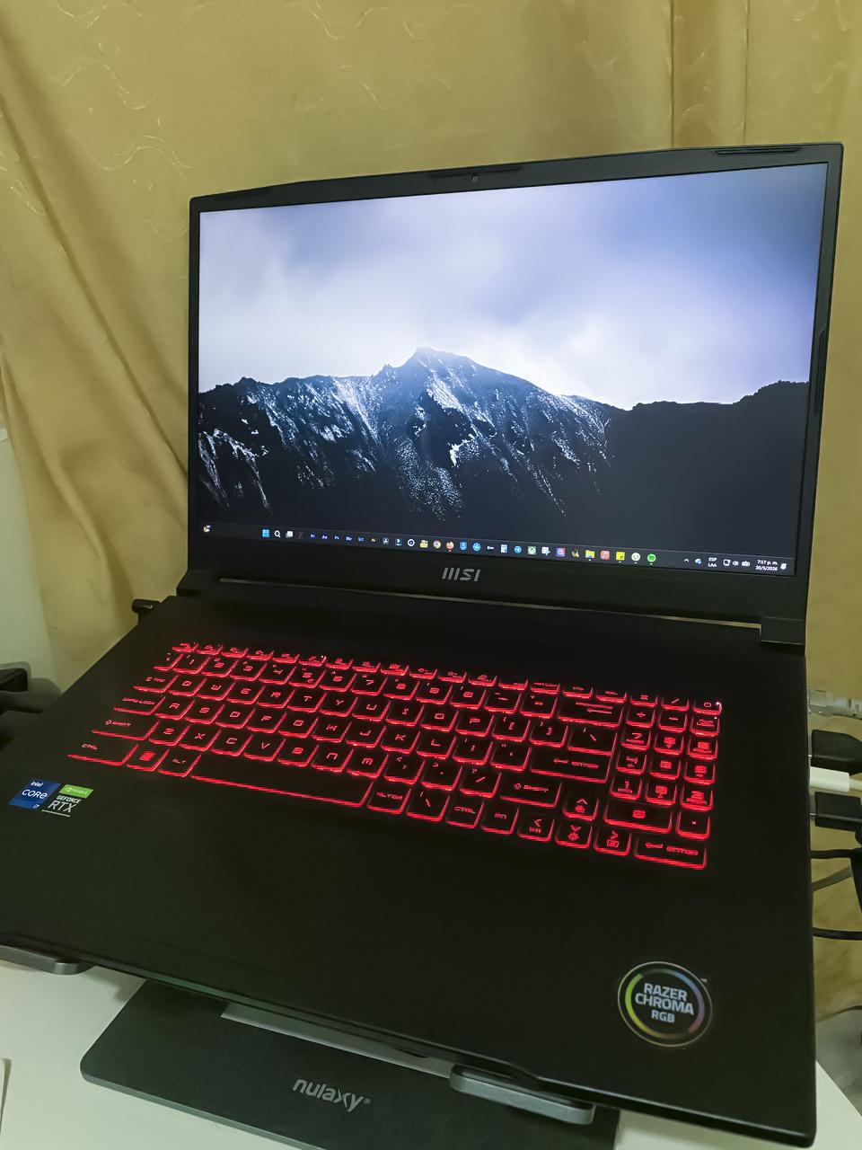Laptop Gaming MSI Katana GF76 17 i7 11VA Foto 7312632-5.jpg