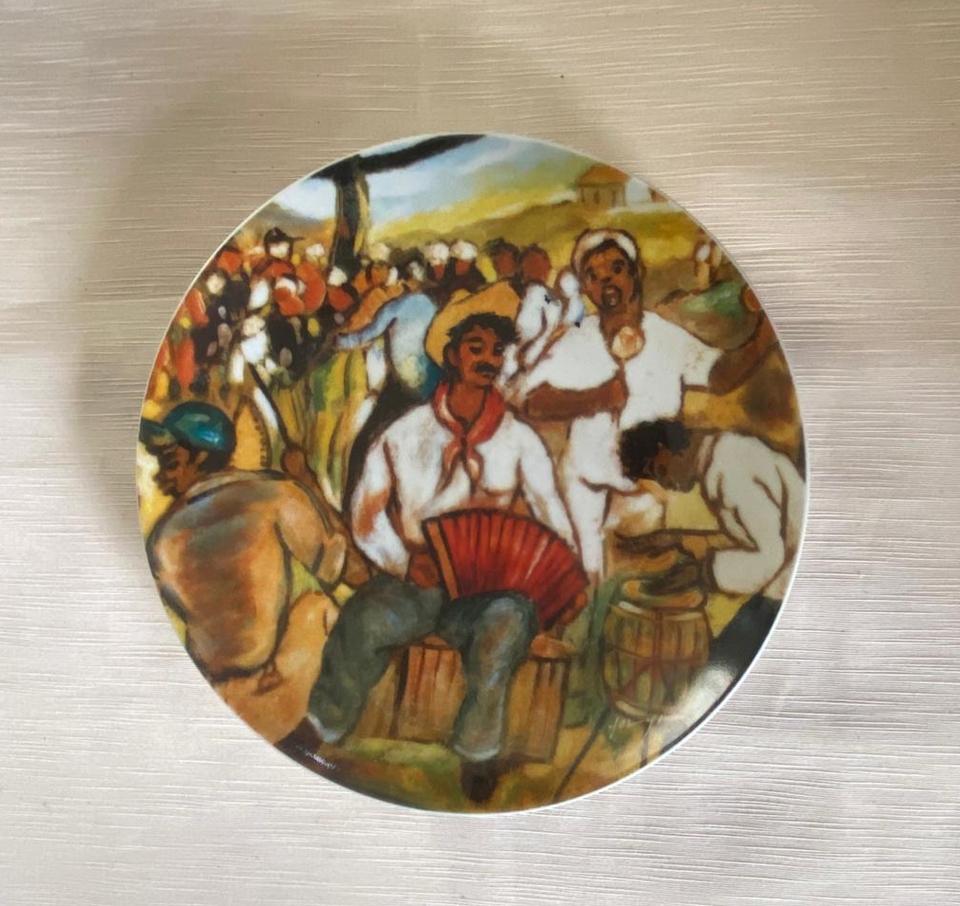 PLATOS Y CENICEROS DE ARTE DE CAFE Foto 7312640-5.jpg