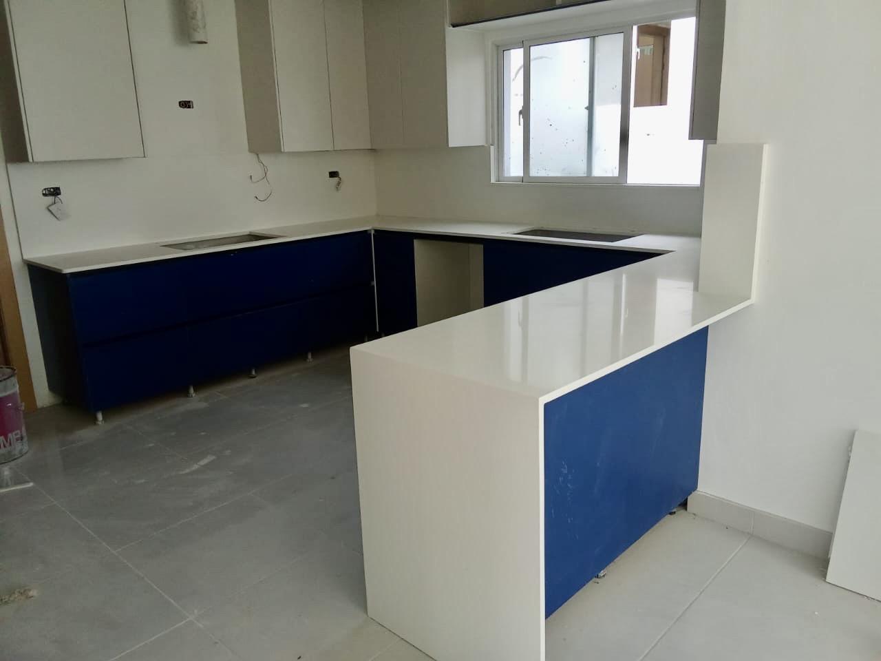 Topes de Cocina escaleras baños pasa manos y más  Foto 7312755-1.jpg