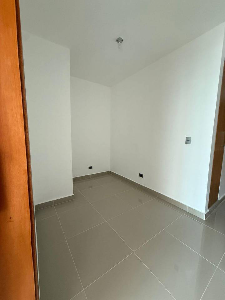 Apartamento en venta de 3 Habitaciones Mirador Sur Santo Domingo. Foto 7312764-6.jpg