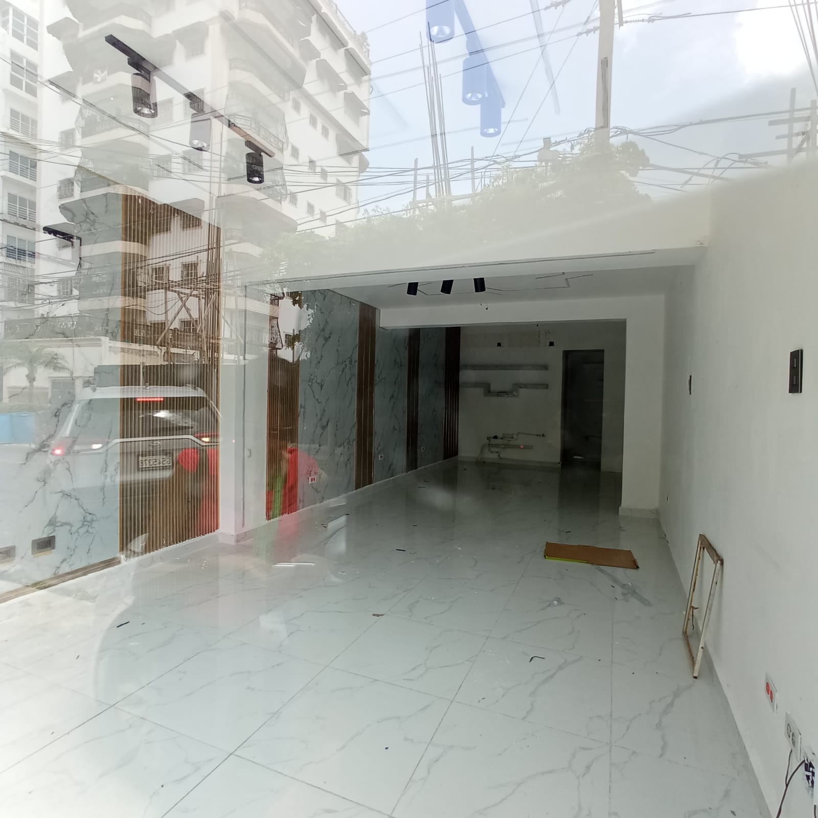Local Comercial en Alquiler en Bella Vista Foto 7312771-5.jpg