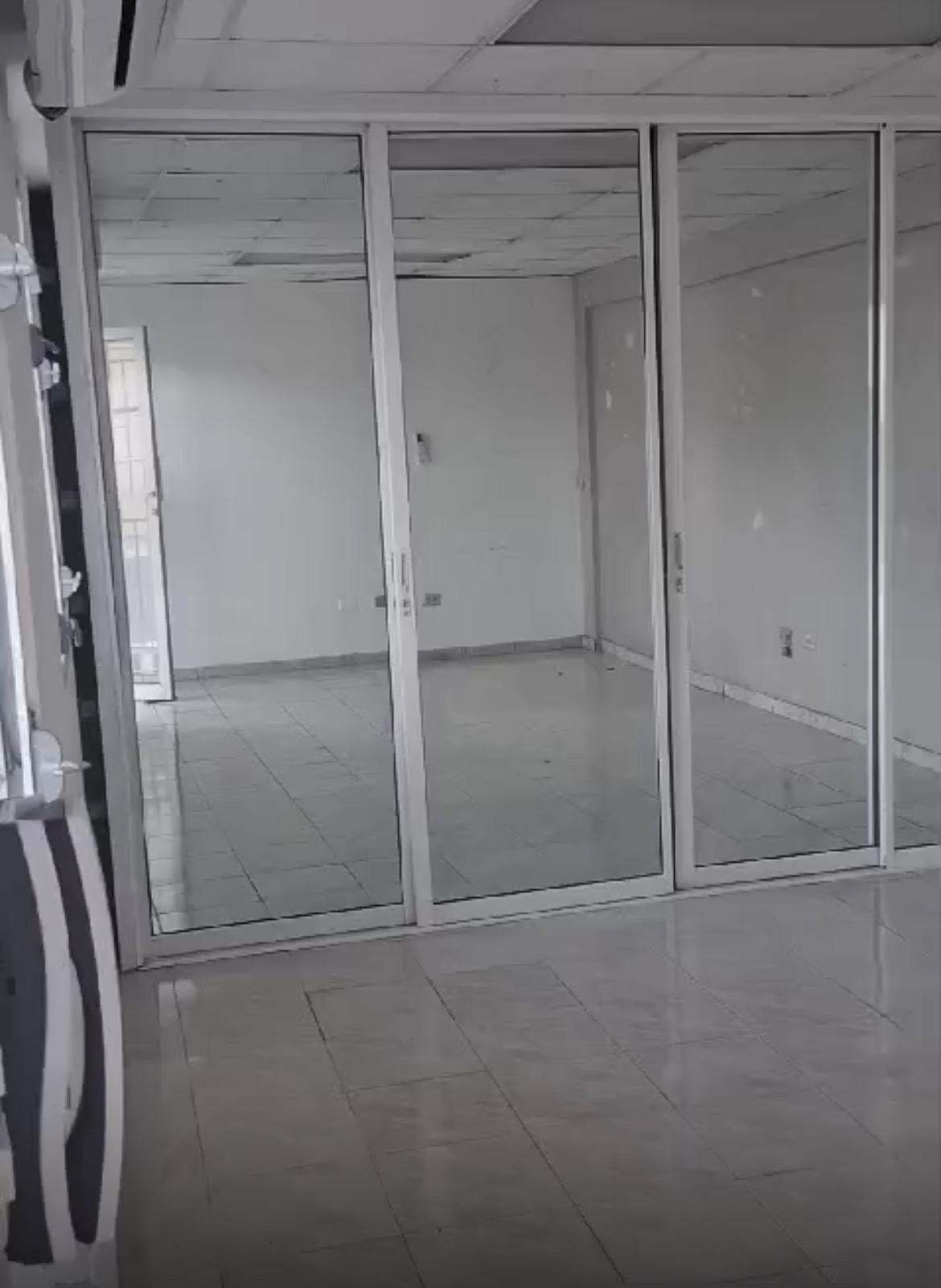 Local Comercial en Gazcue Foto 7312784-2.jpg