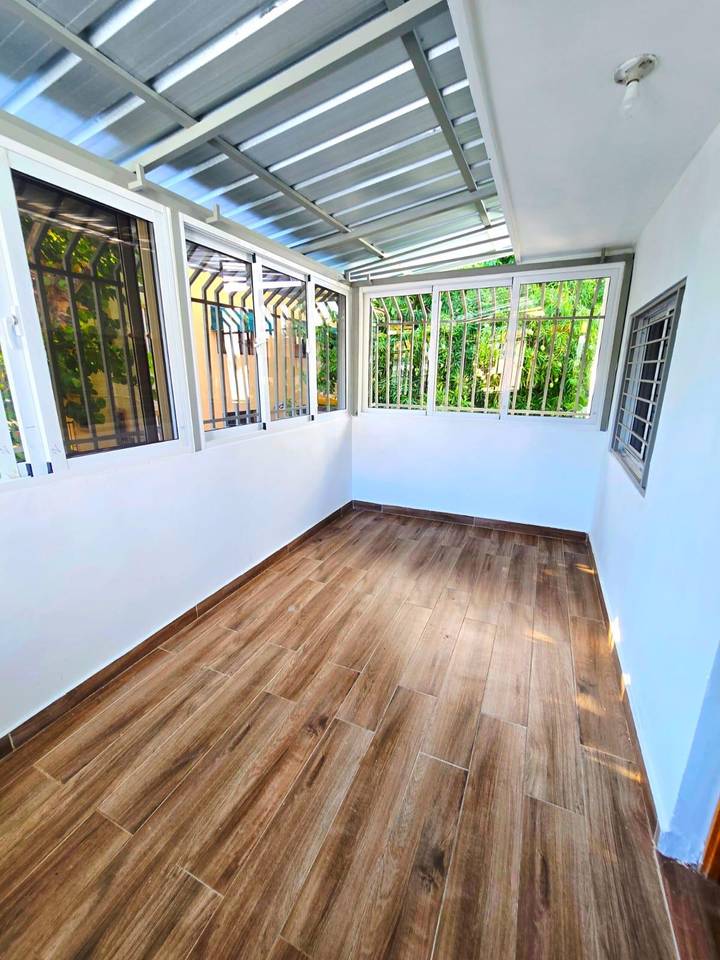 ALQUILER de CASA Segundo Nivel SOLO USO COMERCIAL Foto 7312789-2.jpg