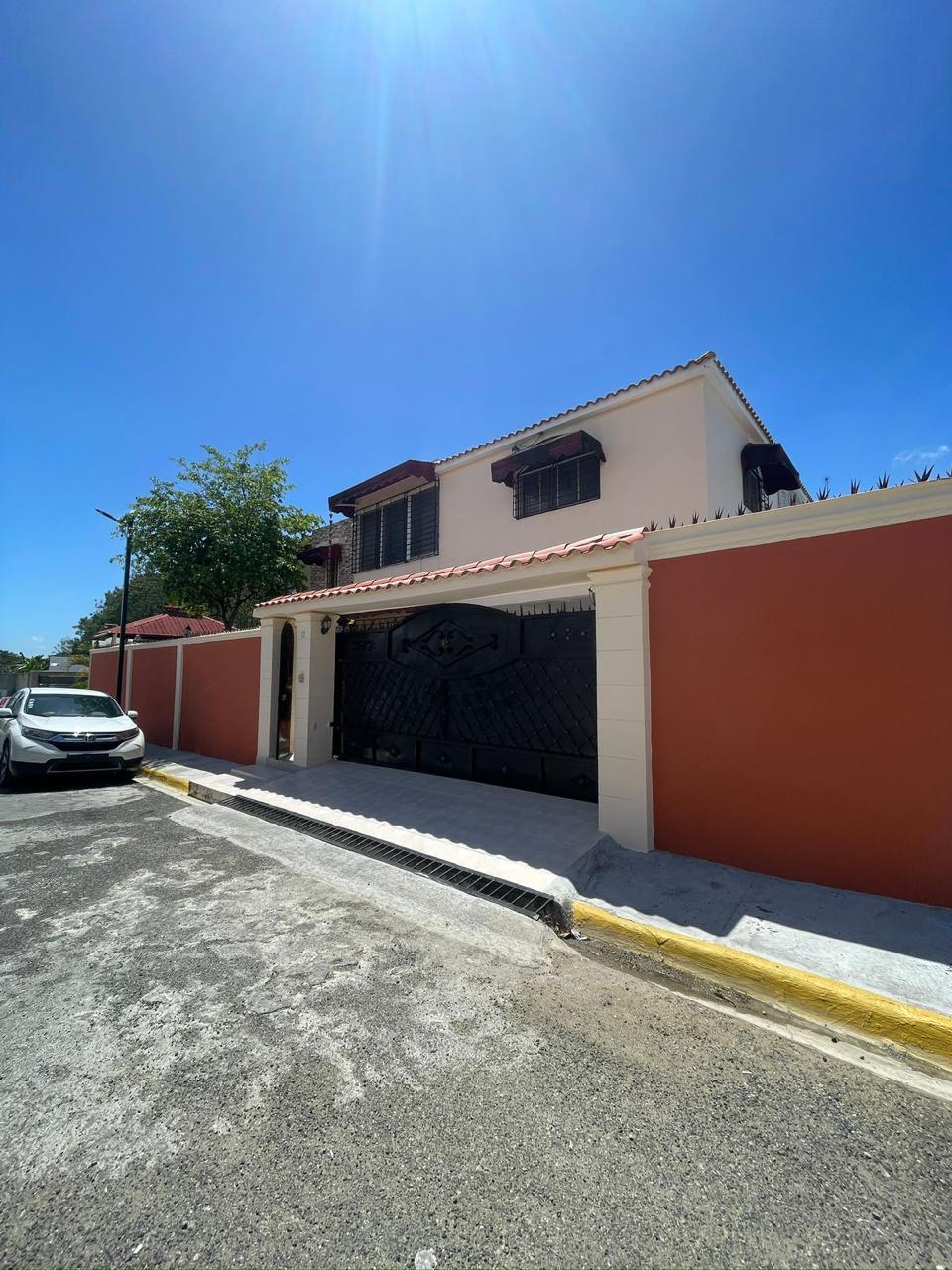 Venta de Casa en Santo Domingo Norte Foto 7312829-3.jpg