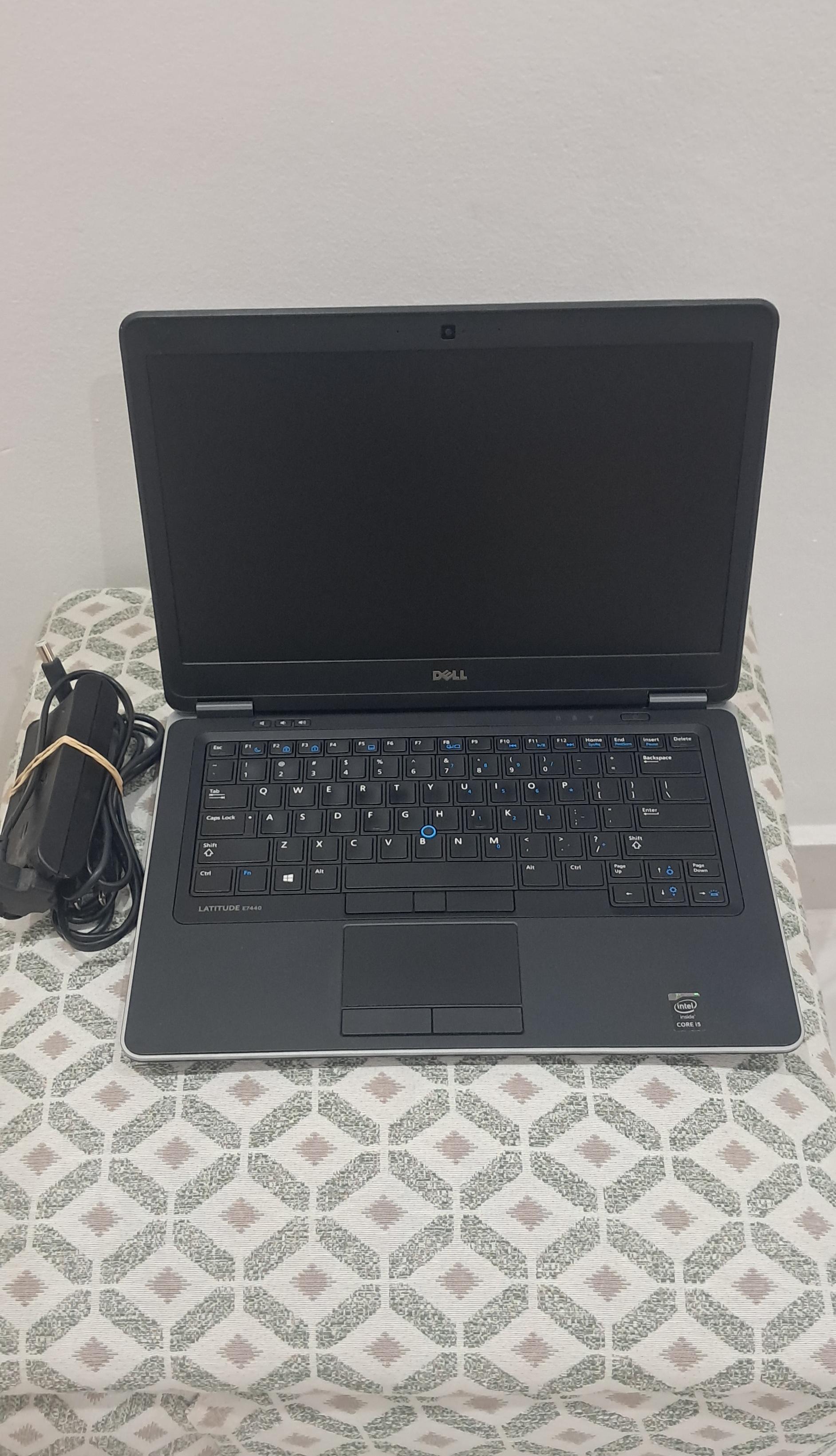 Laptop Dell i5 14 500GB 8GB Windows 10 E7440 Foto 7312892-3.jpg